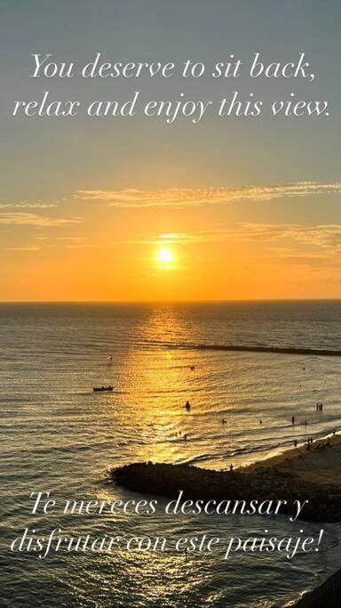 Stylish & Renovated Condo in El Laguito, Cartagena