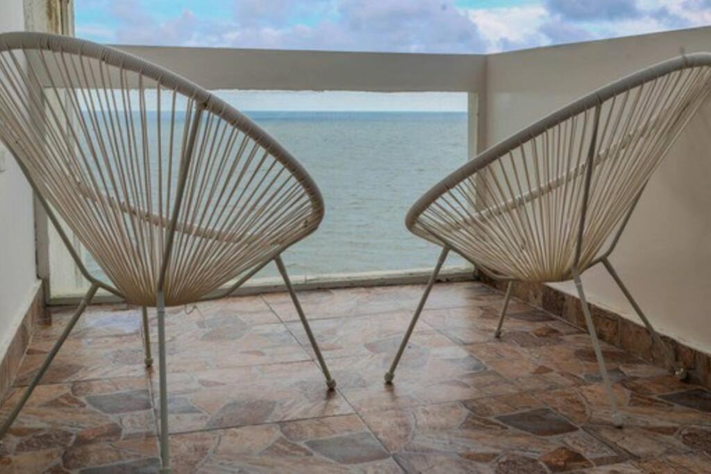 Stylish & Renovated Condo in El Laguito, Cartagena