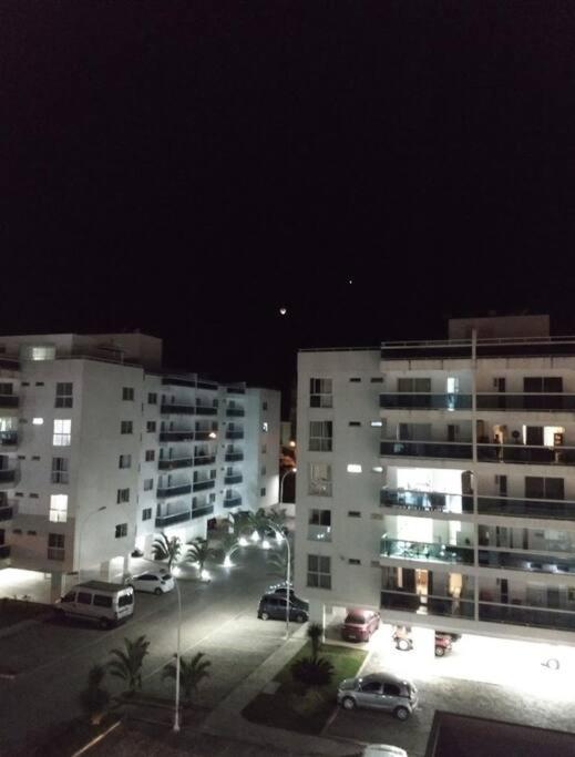 Lindo e aconchegante Apartamento próximo de Costa Azul