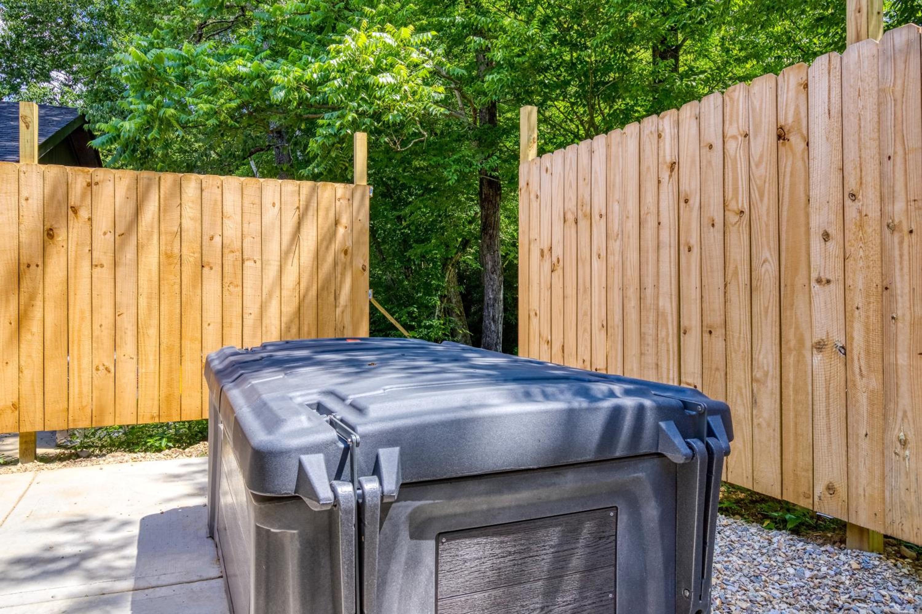Oasis, Pickleball Court, Creek, WIFI, Mountain Views, Starting at 79