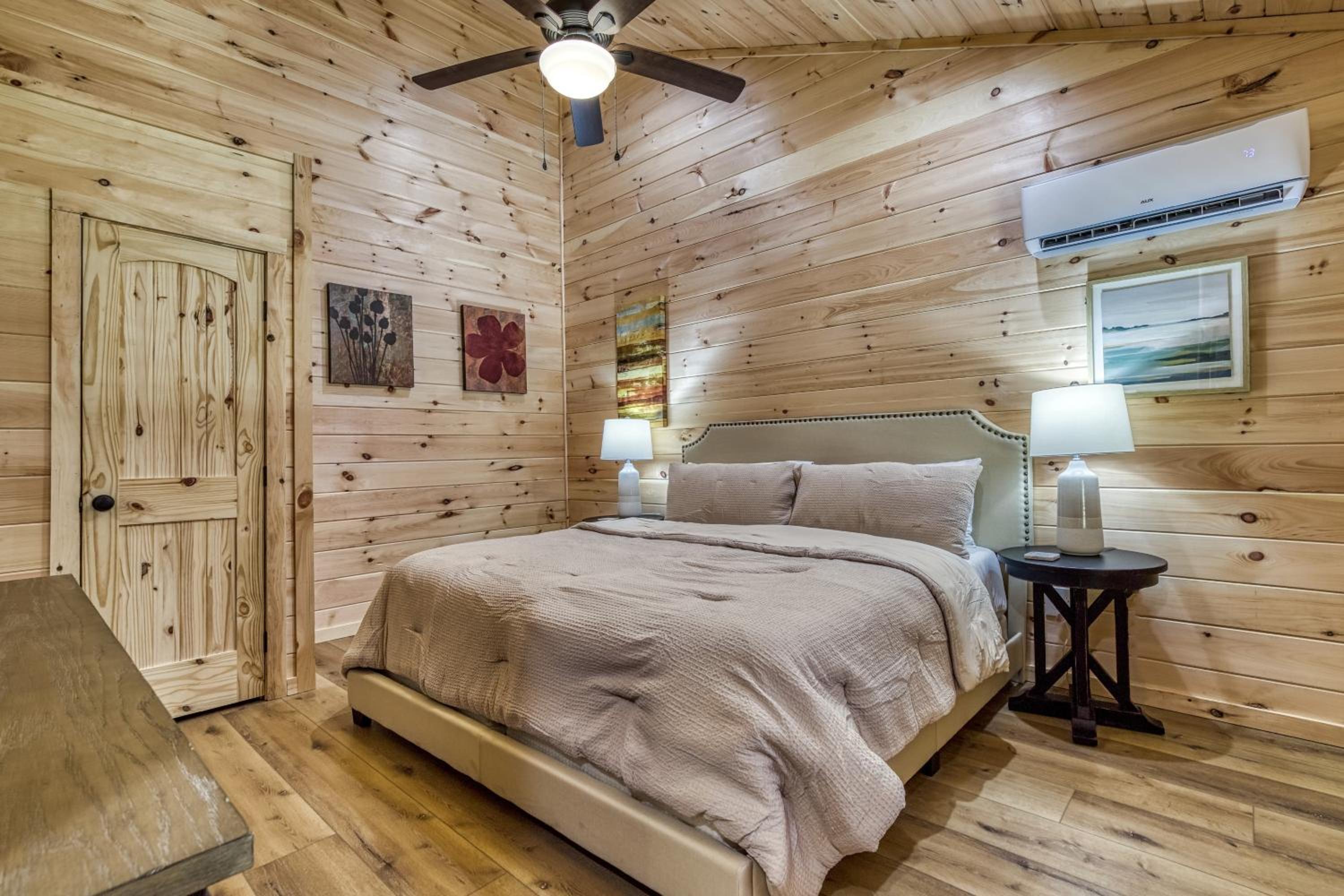 Oasis, Pickleball Court, Creek, WIFI, Mountain Views, Starting at 79