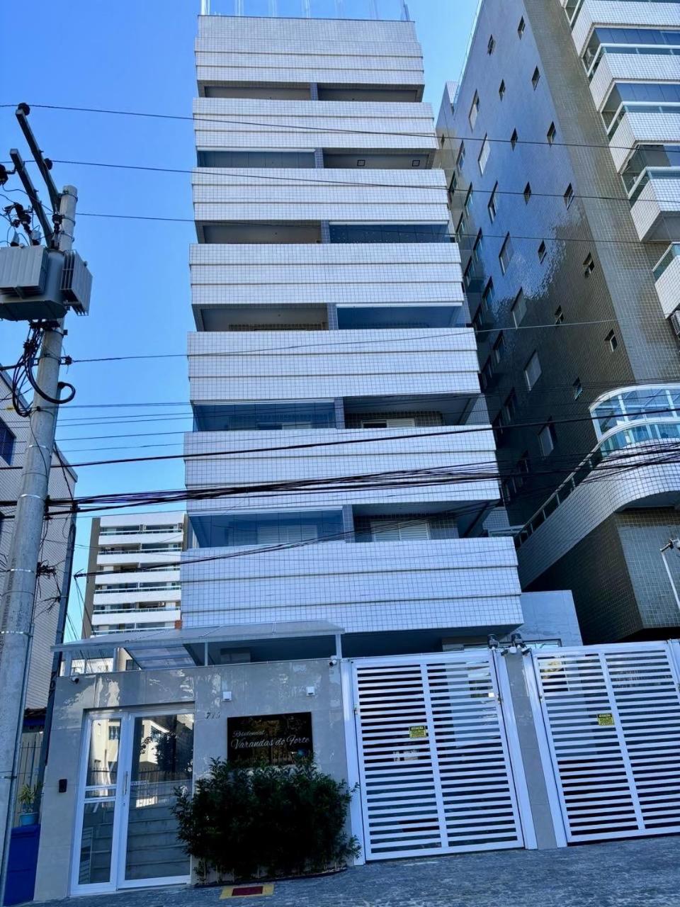 Novo Apto Canto do Forte, Rua Praia Vista Montanha, com Wi Fi, HomeBeach10, 01 Vaga de Garagem, Melhores Restaurantes ao lado