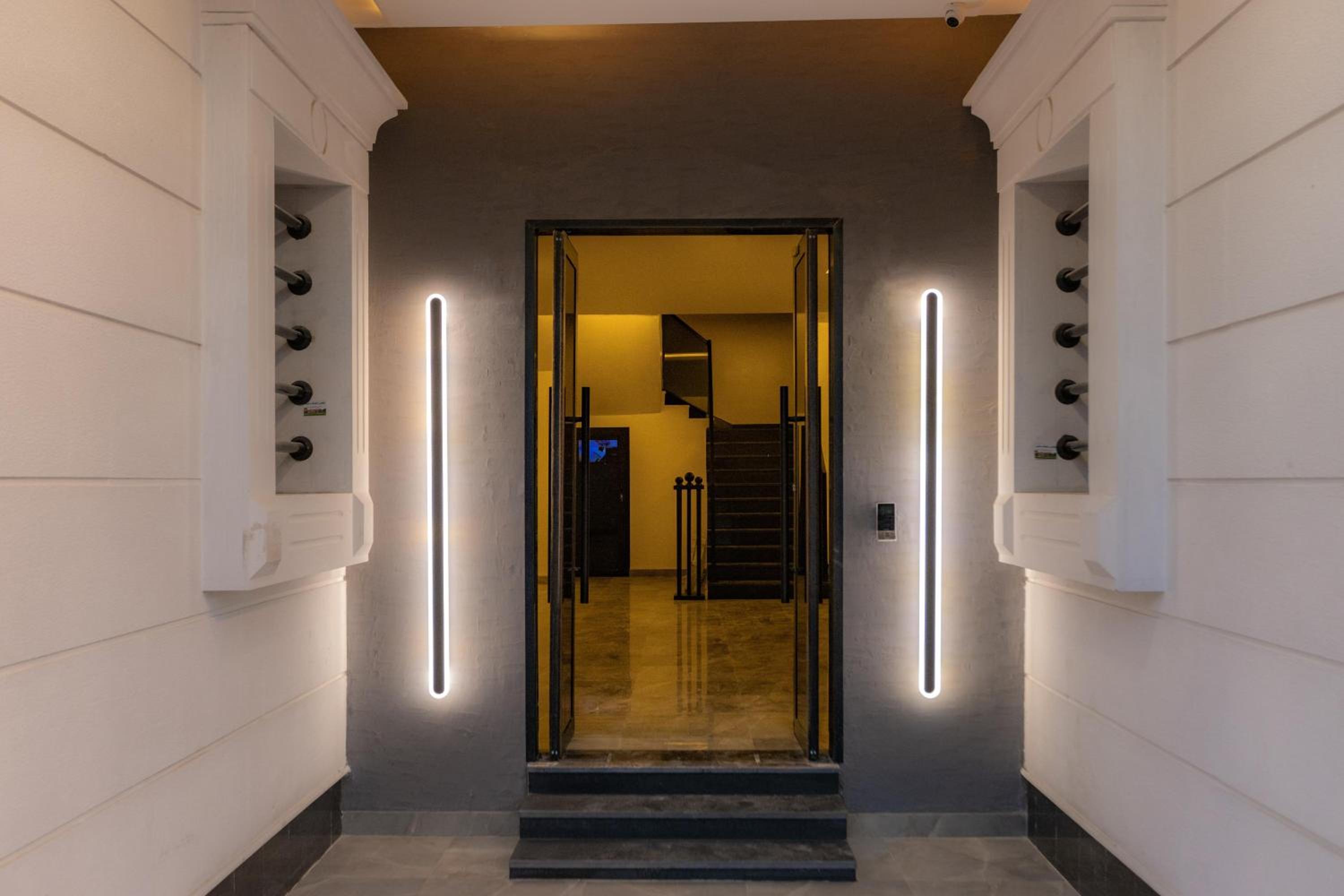 Charming Studio, Steps from Boulevard City