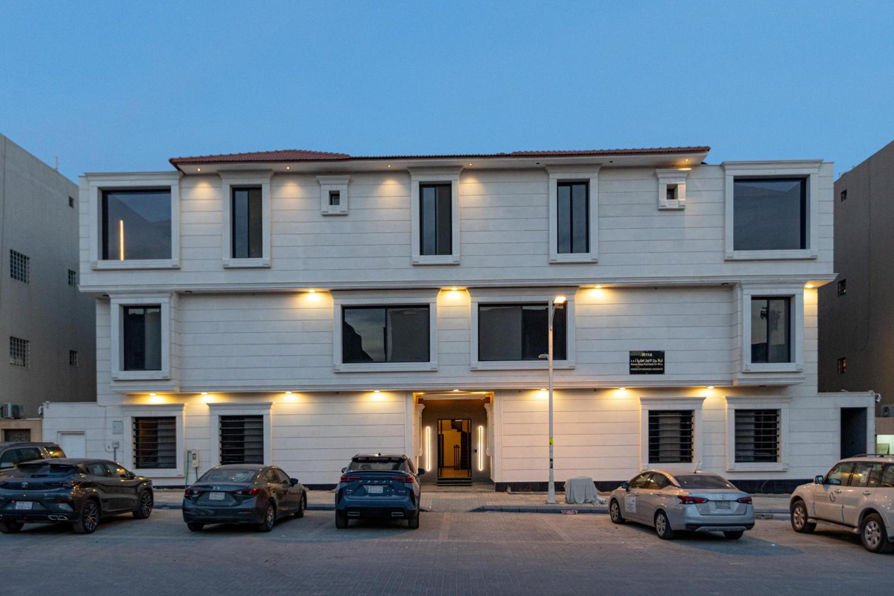 Charming Studio, Steps from Boulevard City