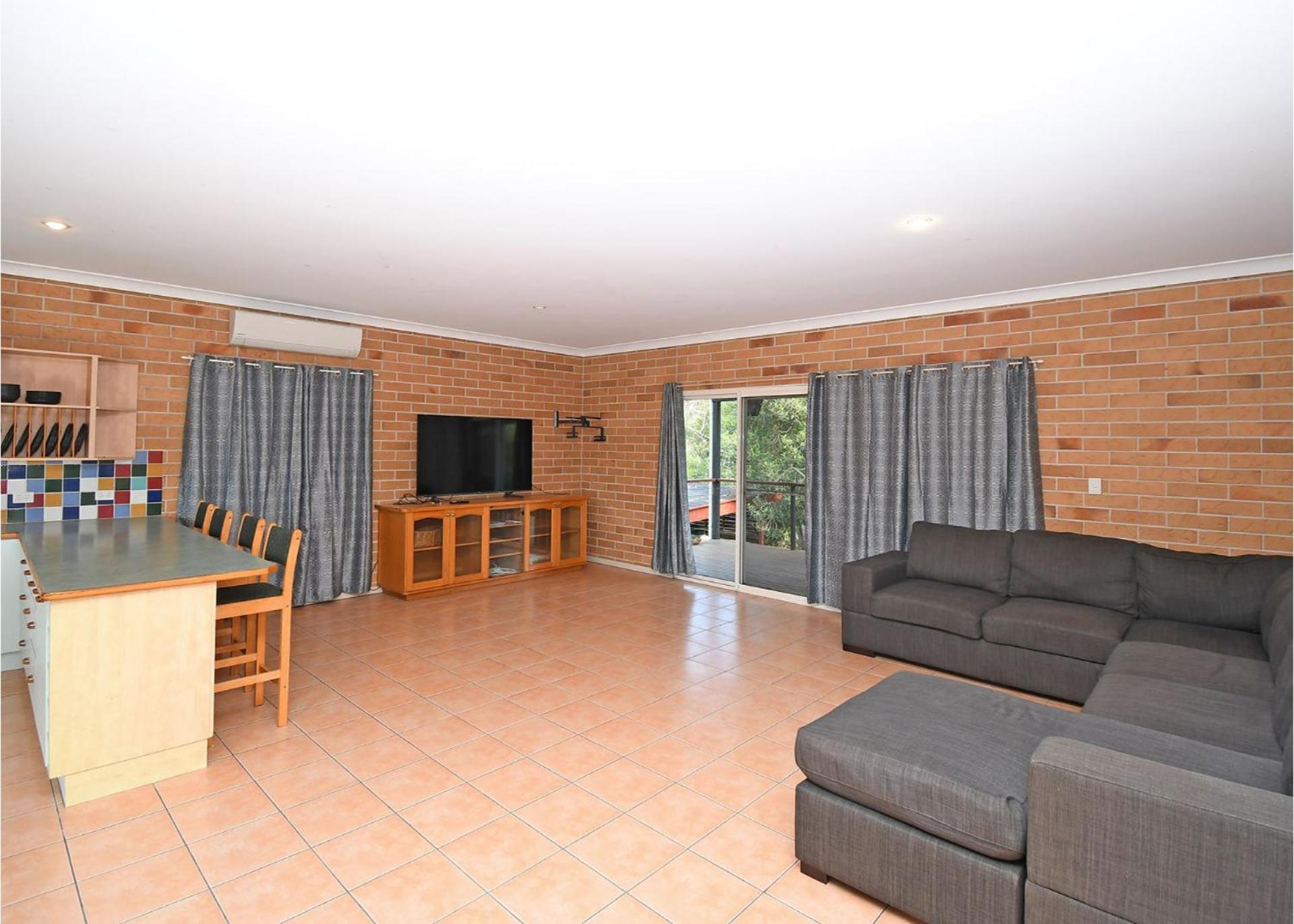 Rivershack - Riverfront - Fisherman's Delight - 5BR