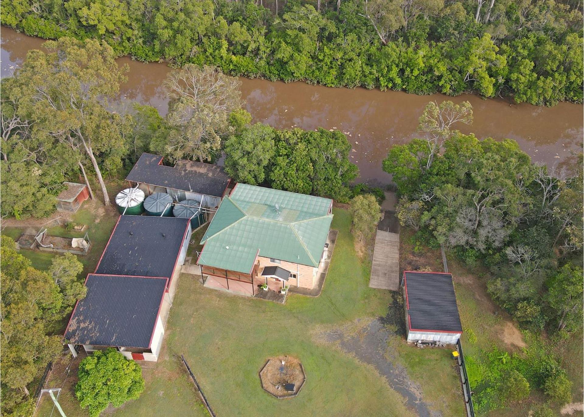 Rivershack - Riverfront - Fisherman's Delight - 5BR