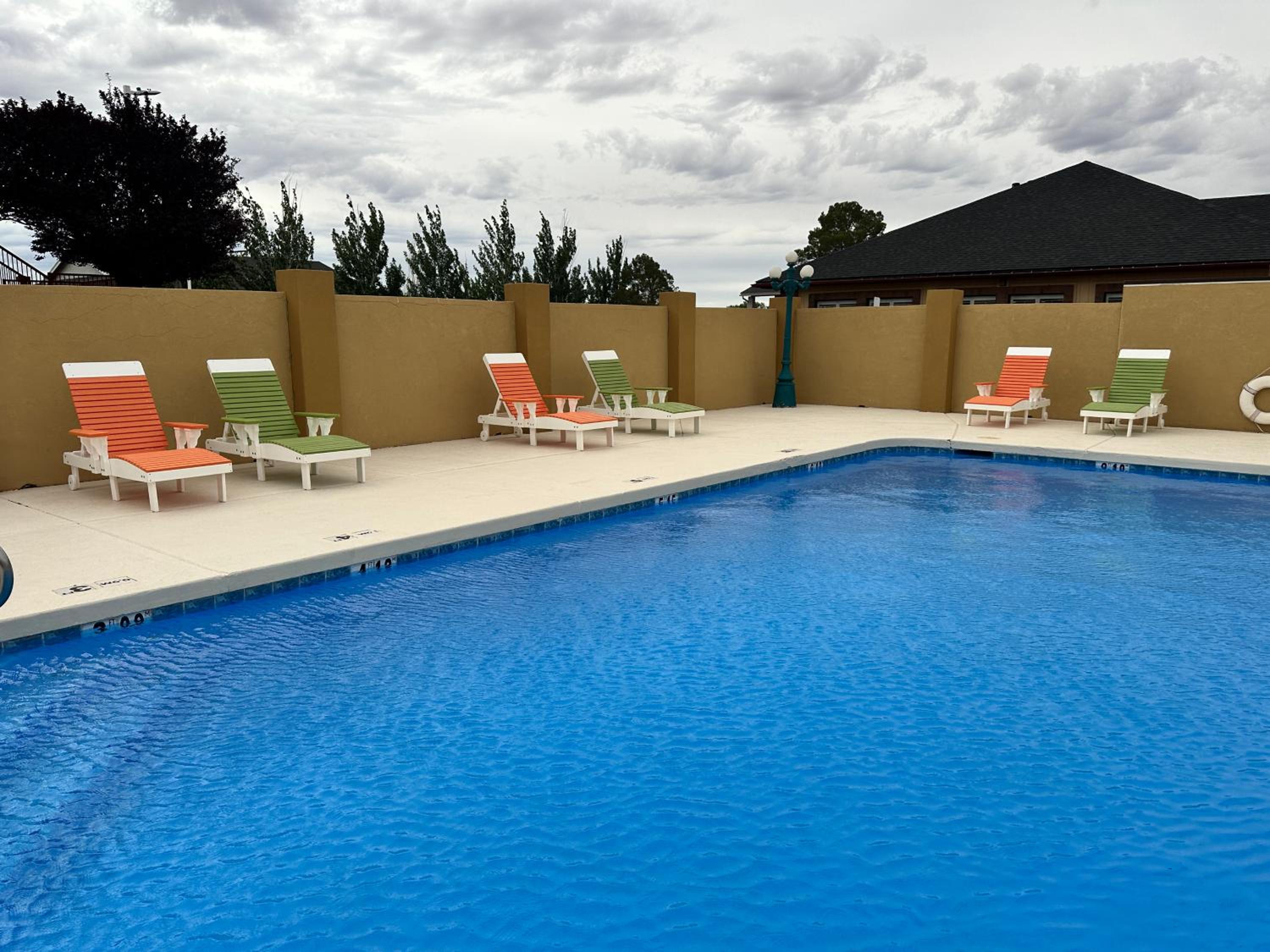 Holbrook Vacations - Quality Inn Holbrook near Petrified Forest - Property Image 12