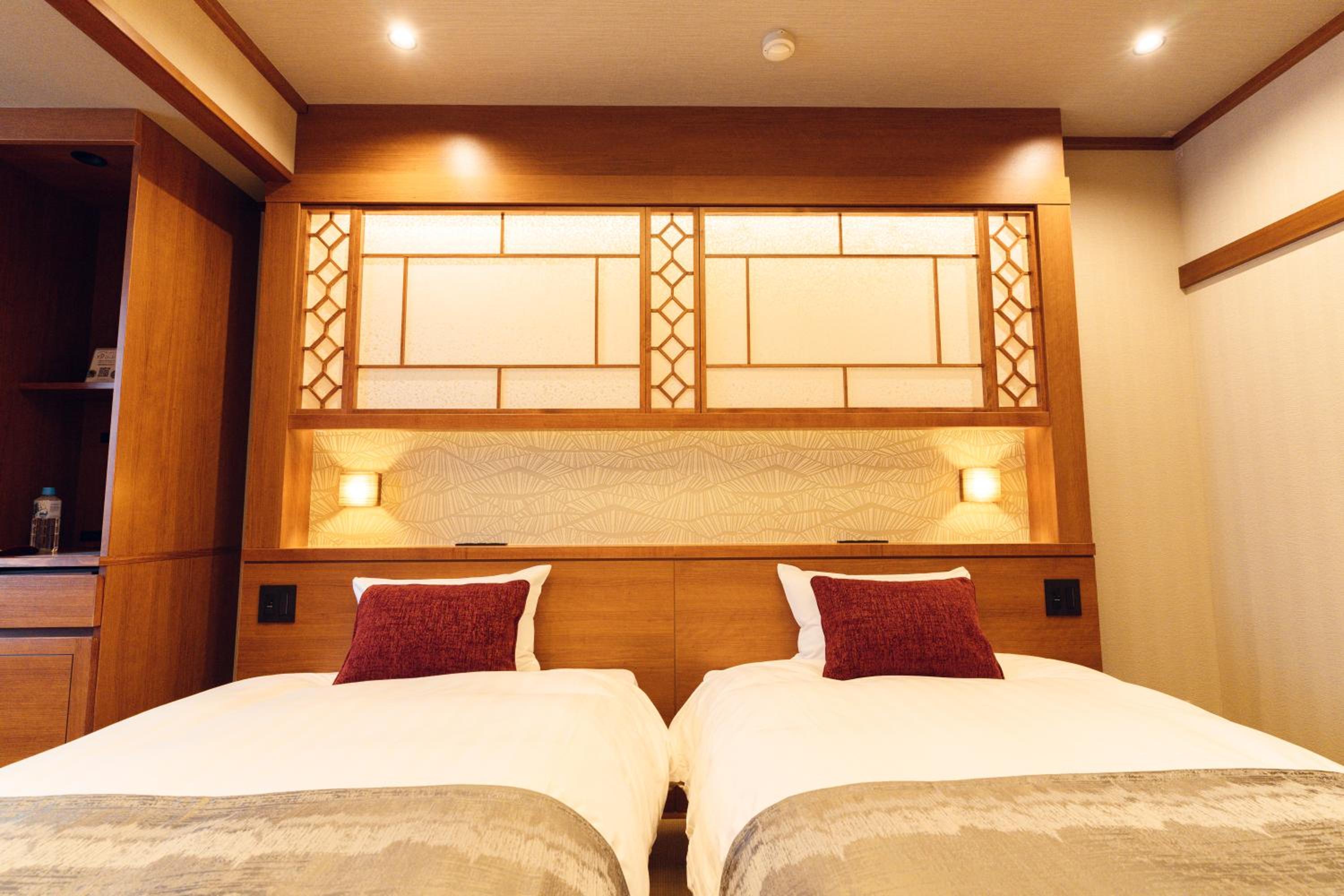 Hanabishi Hotel