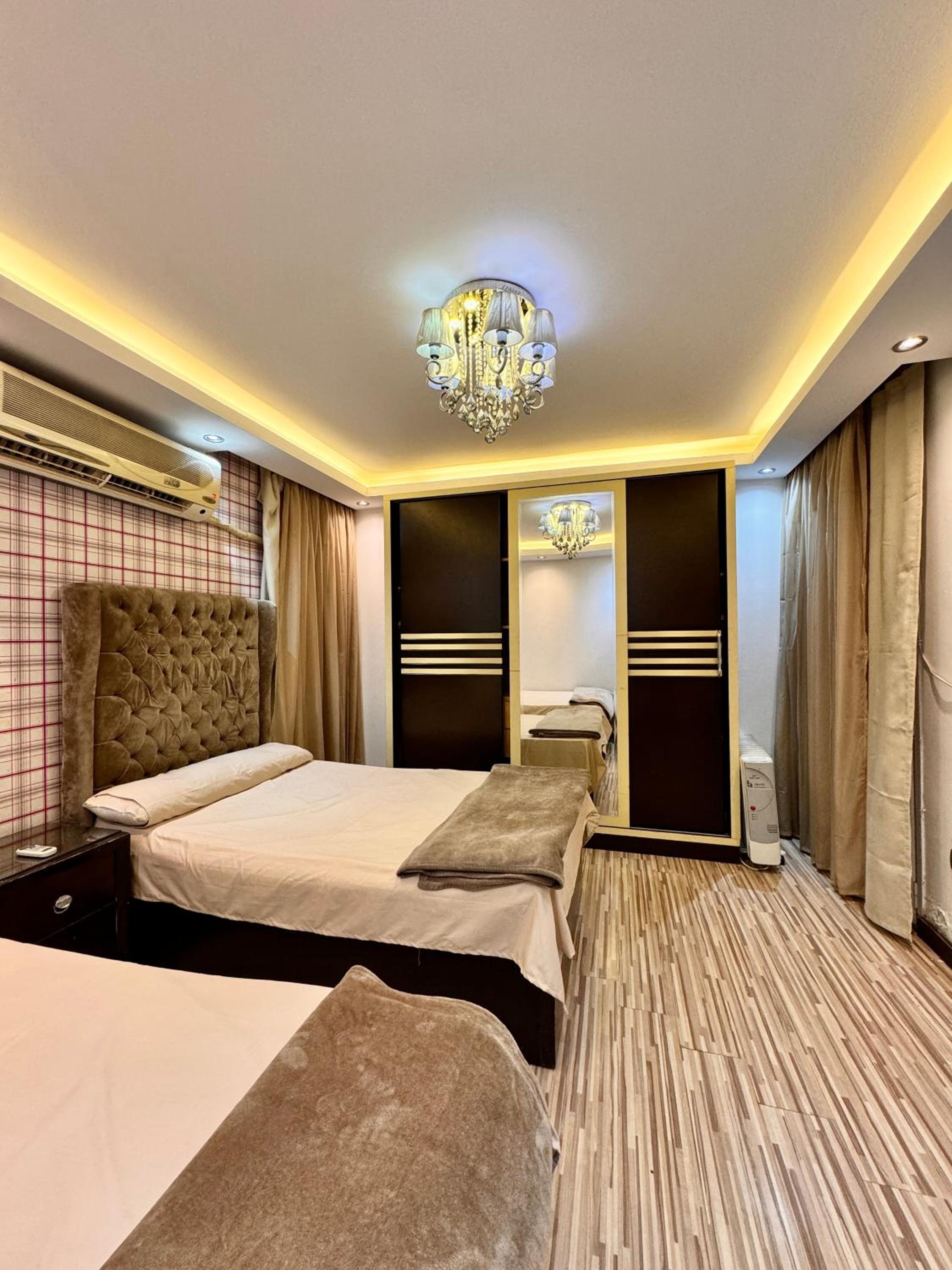 Luxurious Apartment