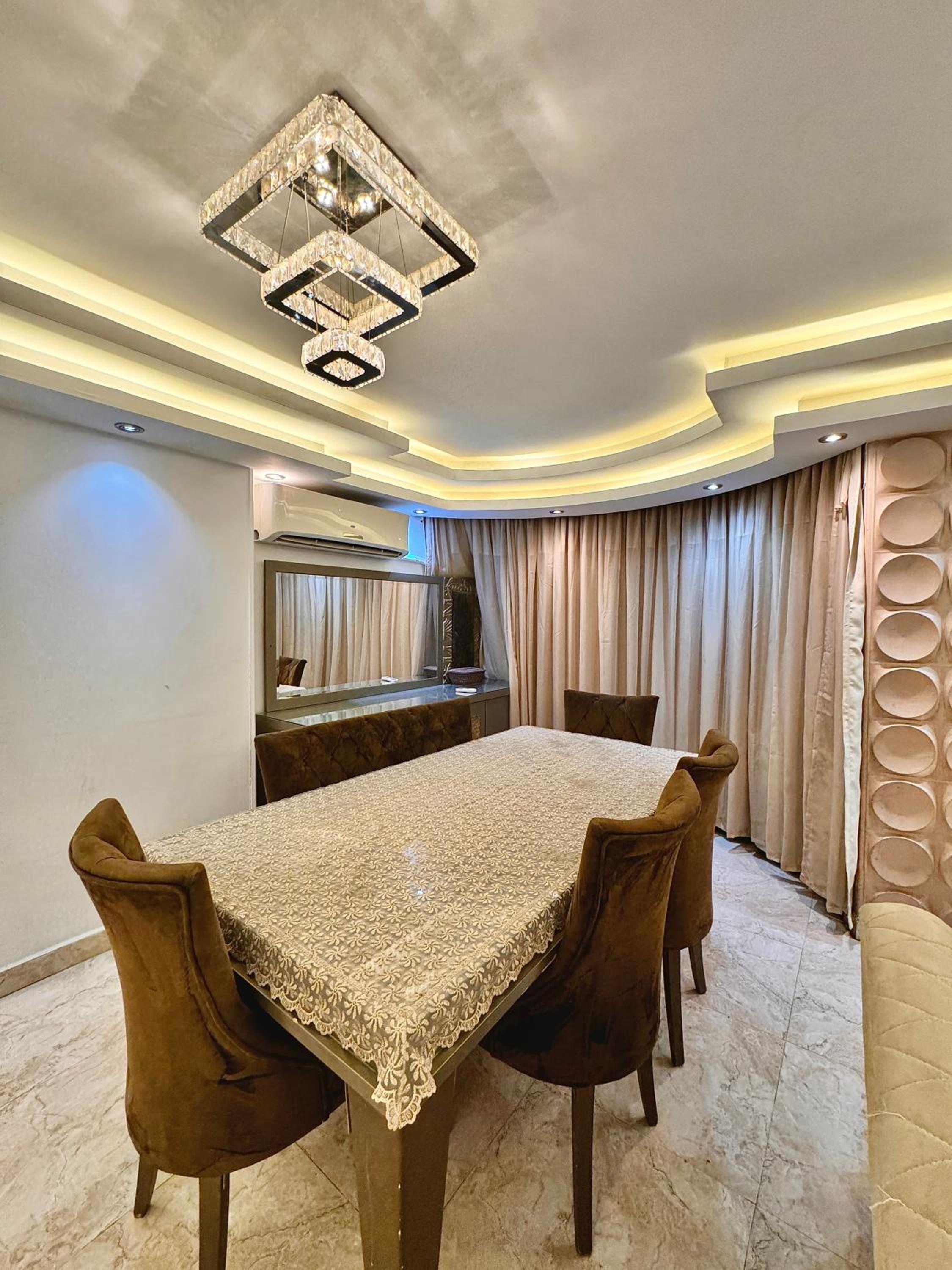 Luxurious Apartment