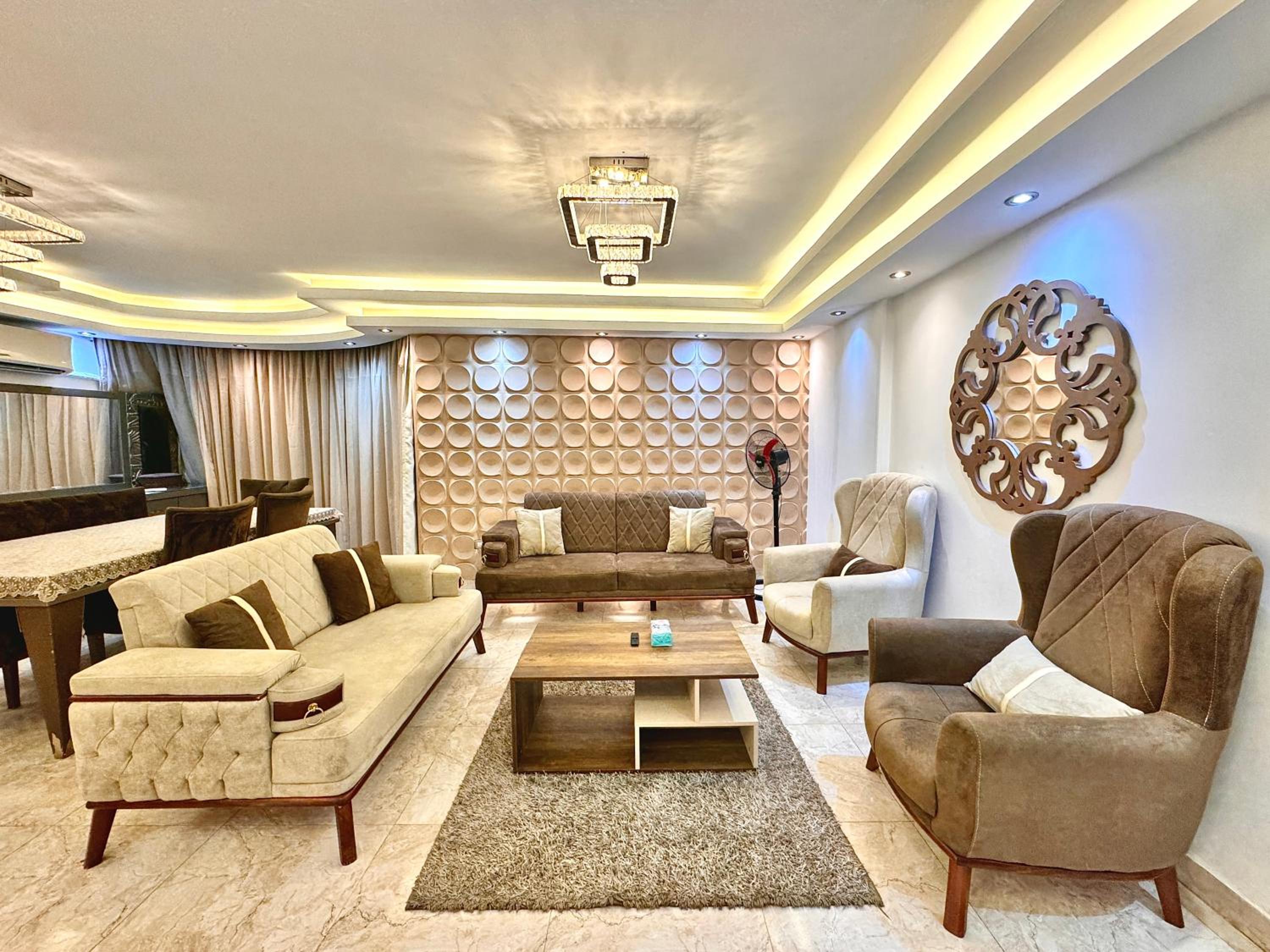 Luxurious Apartment
