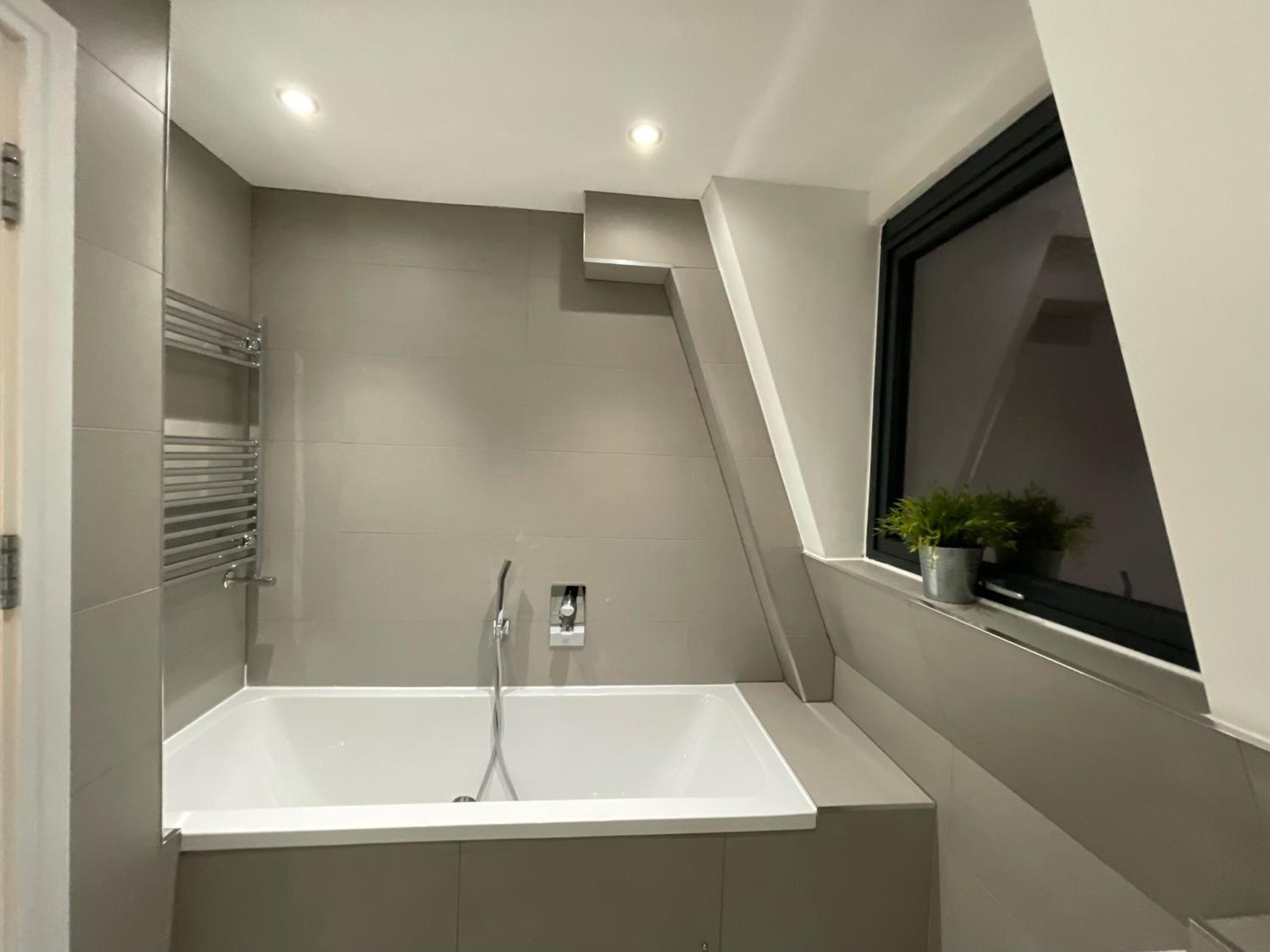 Omega Terrace, Luxury Modern Interior, Located Close To Alexandra Palace