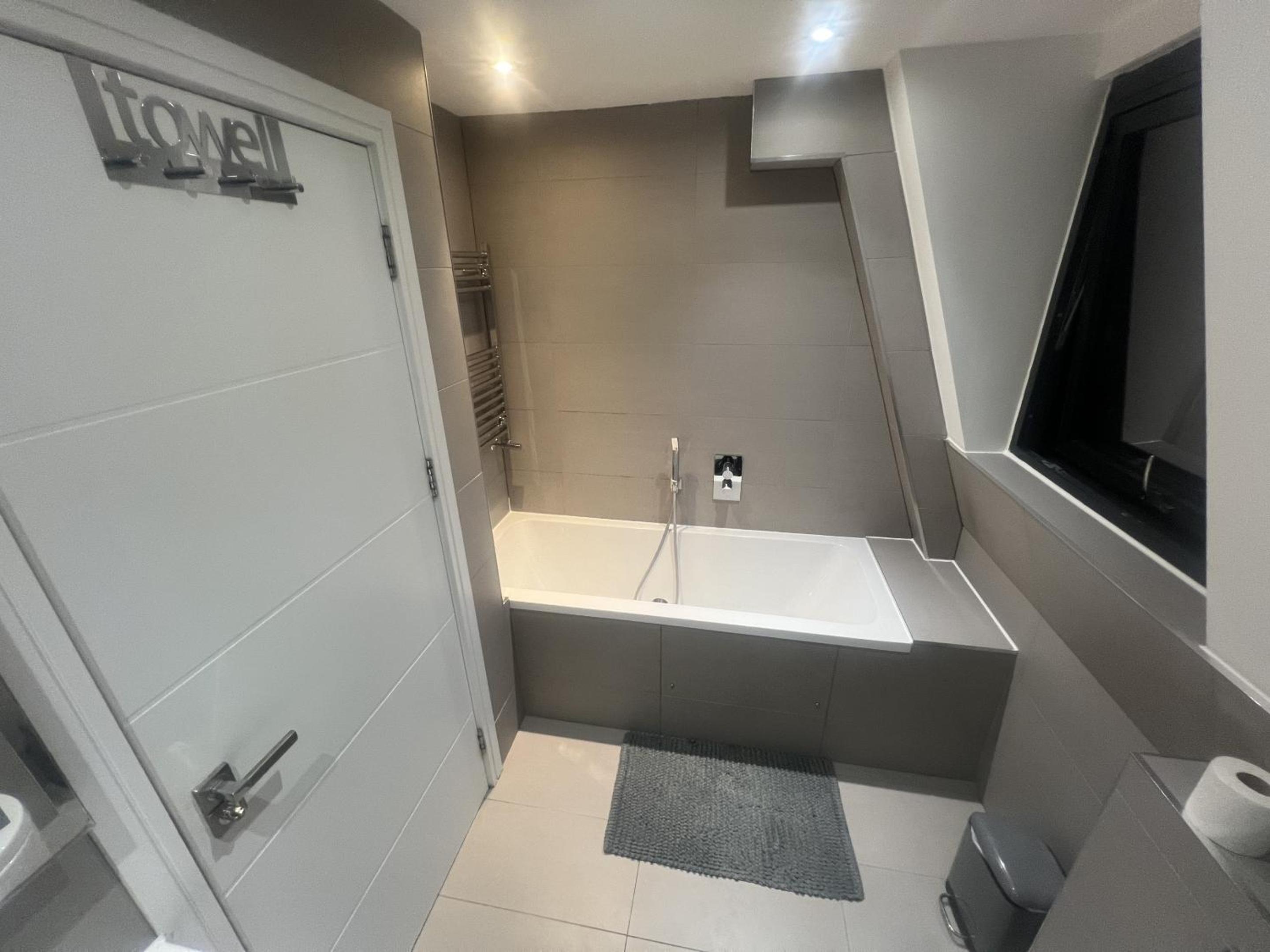 Omega Terrace, Luxury Modern Interior, Located Close To Alexandra Palace