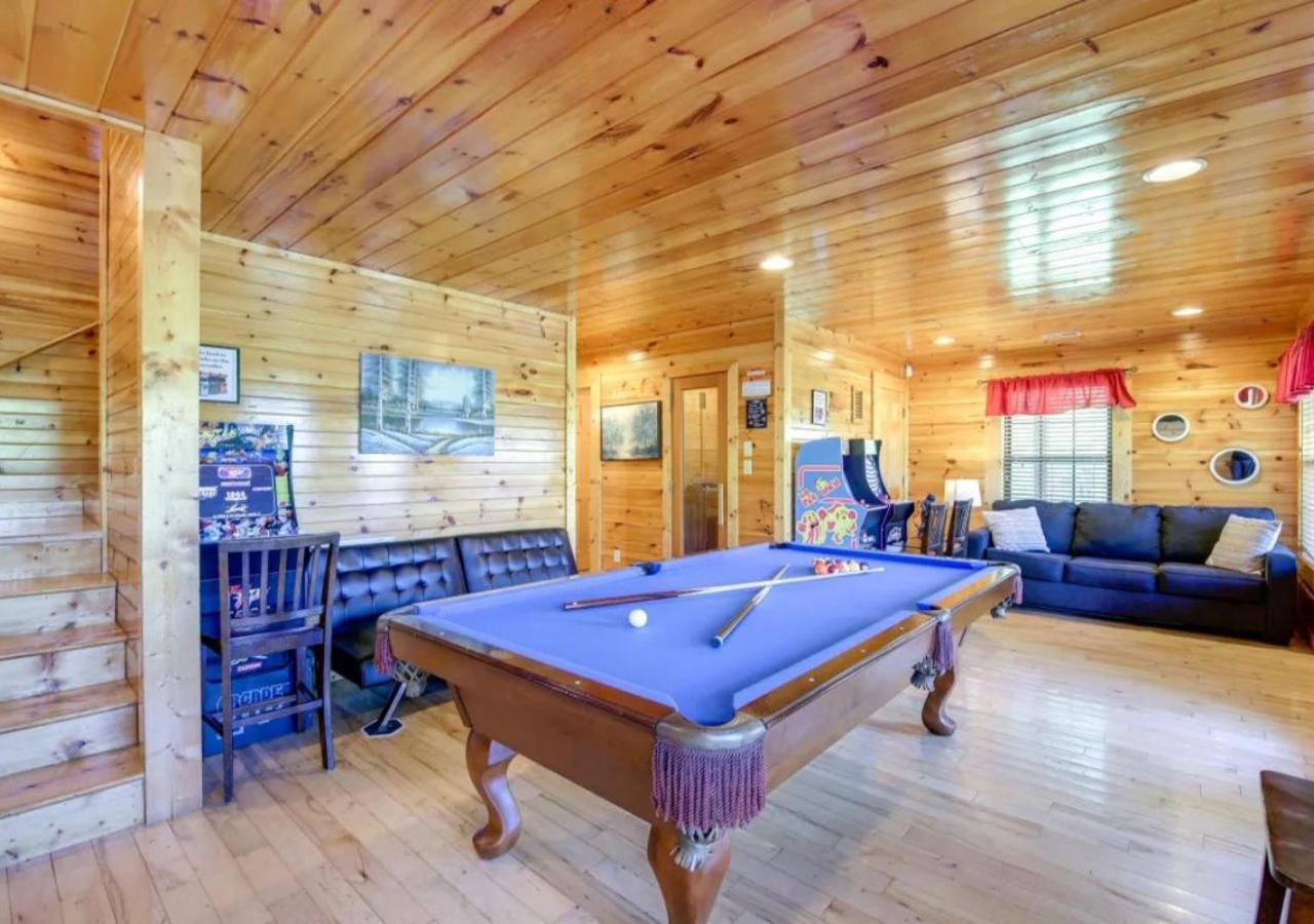 Top Ranked Cabin! Great Amenities, Great Location! view 2