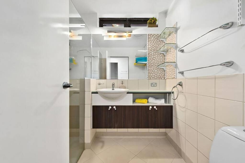 Pandanus Apartment