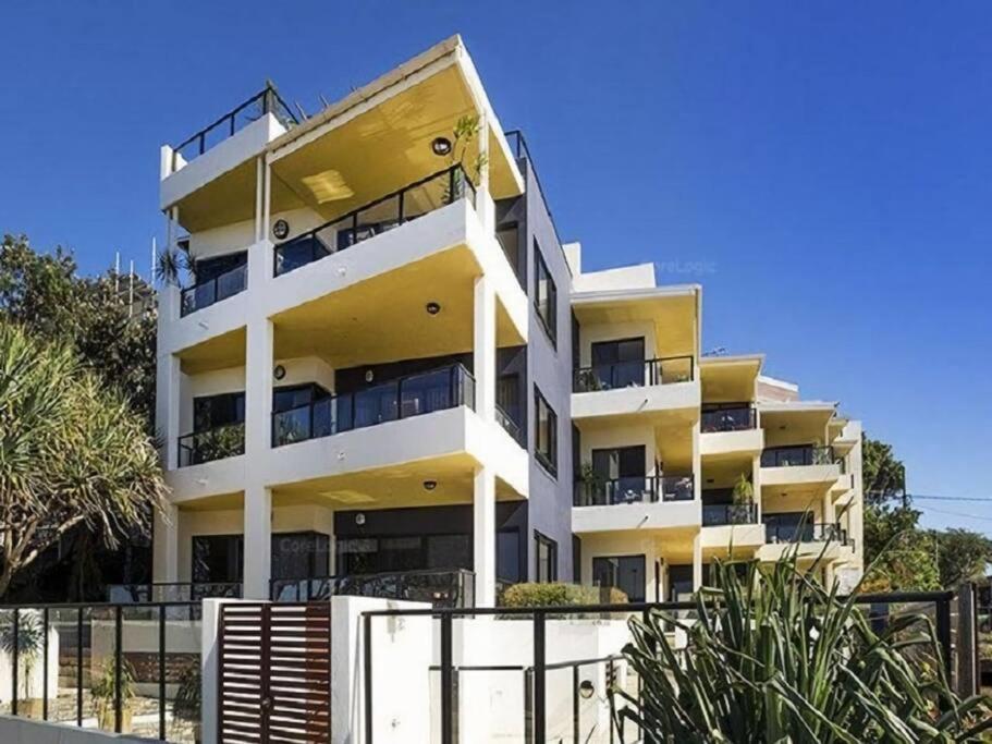 Pandanus Apartment