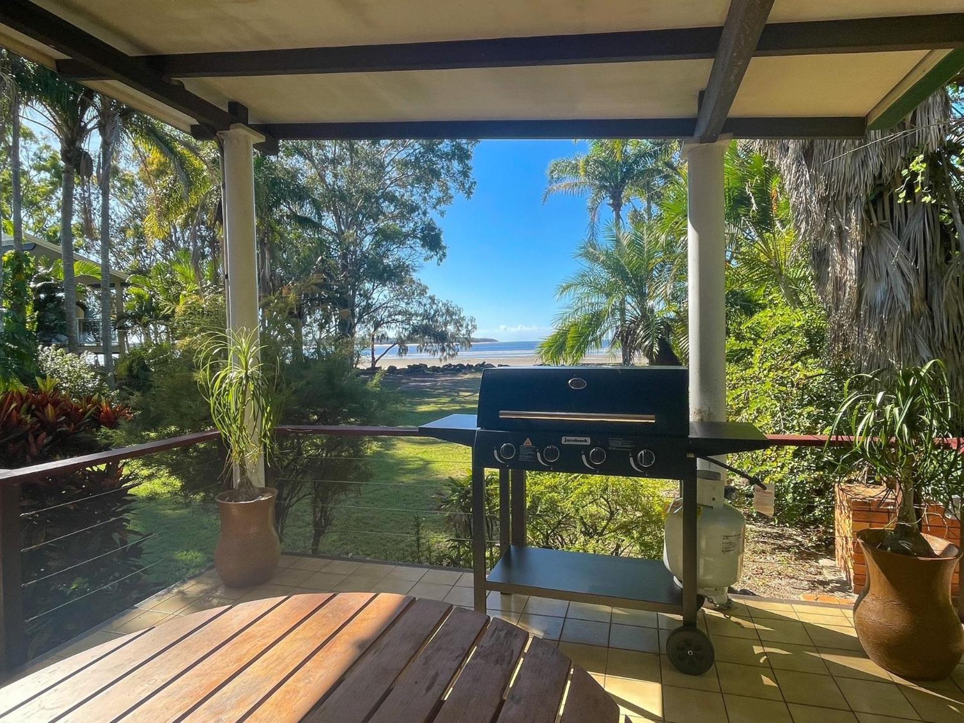 Moonshadow-Burrum Heads- Beachfront- 3BR- Water Views