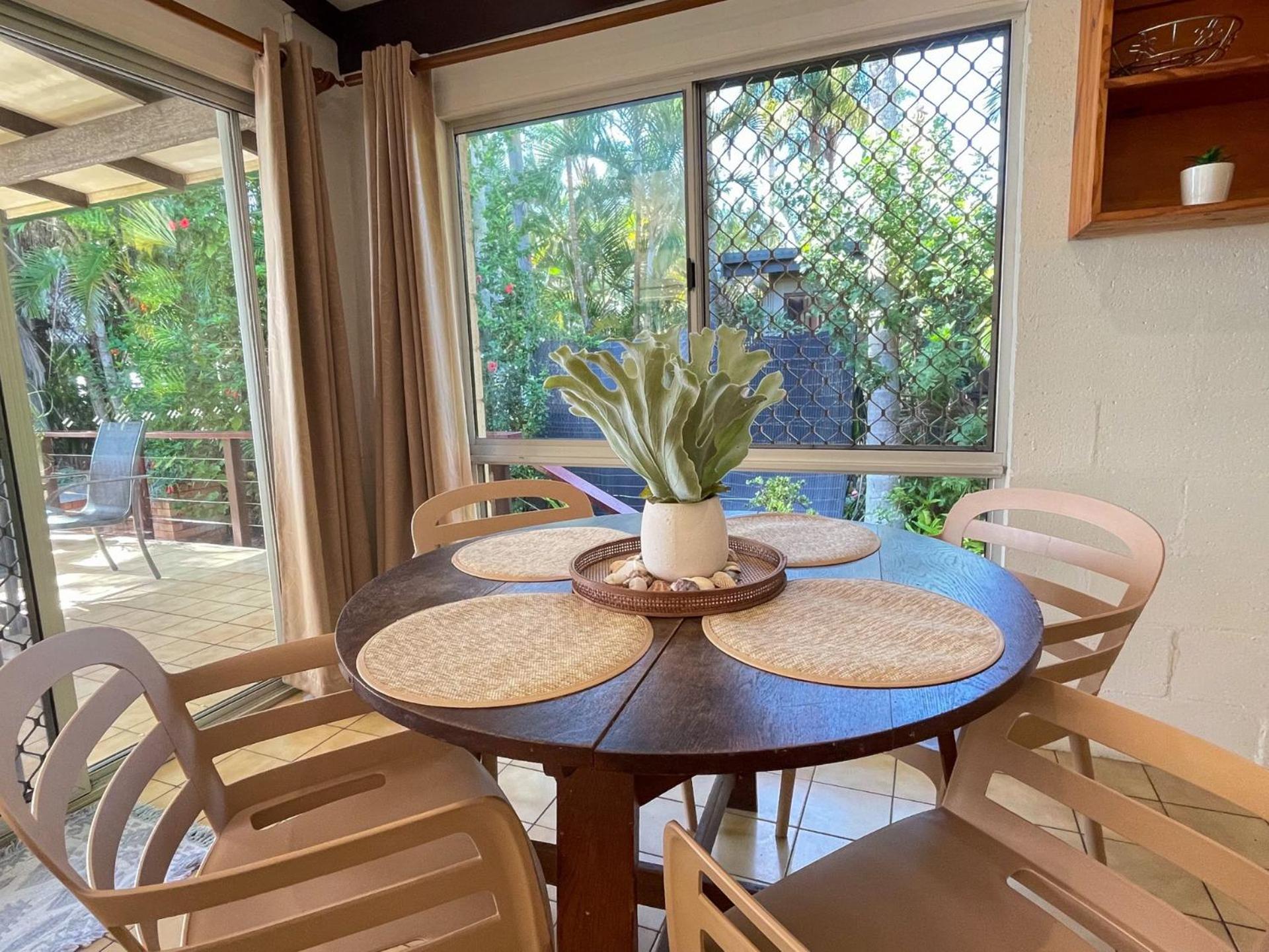 Moonshadow-Burrum Heads- Beachfront- 3BR- Water Views
