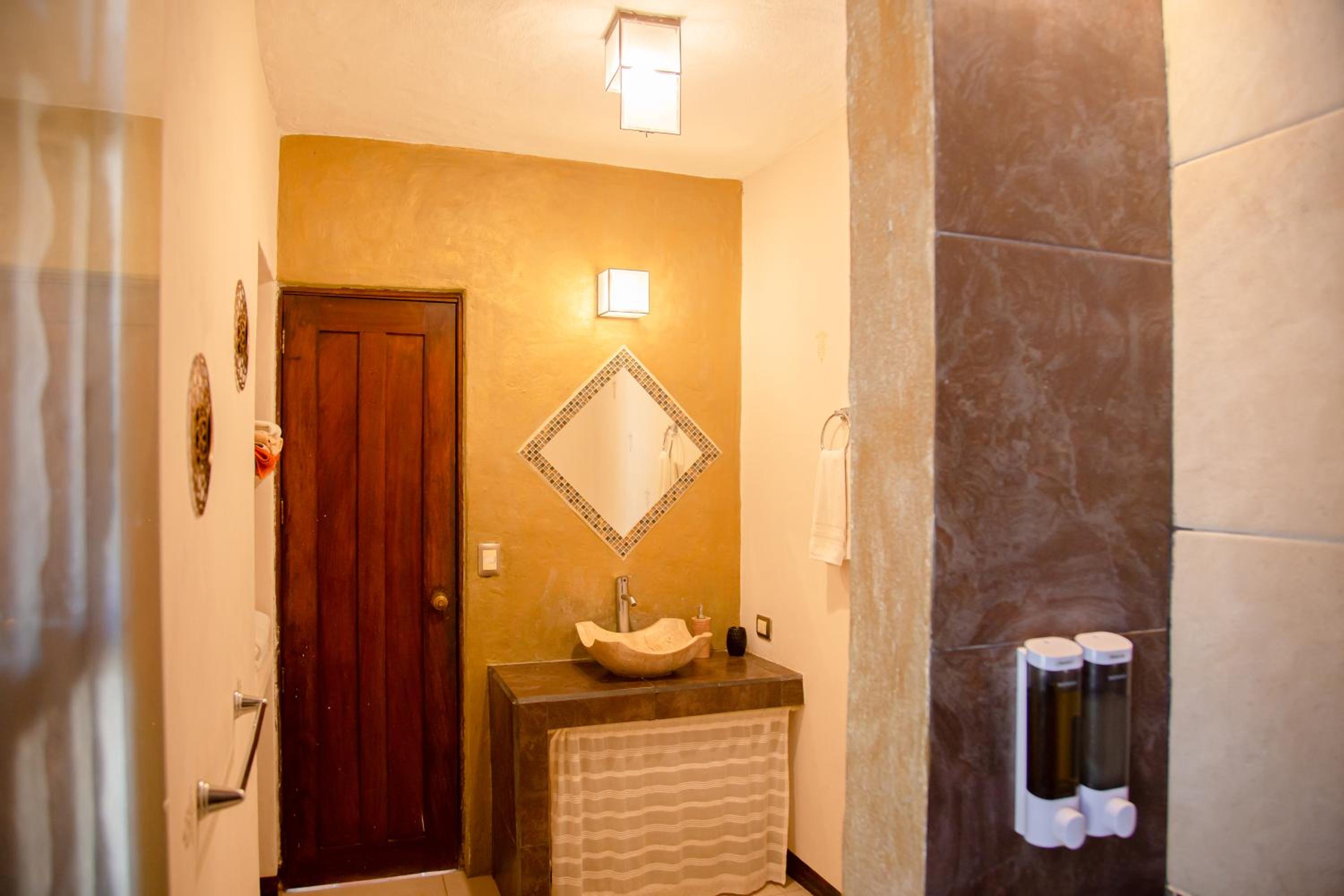 Condominio con Alberca en la Zona Hotelera Puerto Vallarta view 4