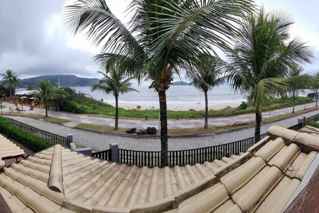 Casa Cond Ocean House Camboinhas Pé na Areia 4qts