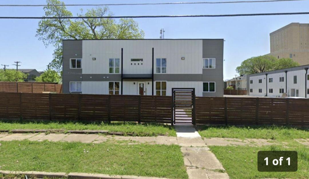 apartment near deep ellum view 4