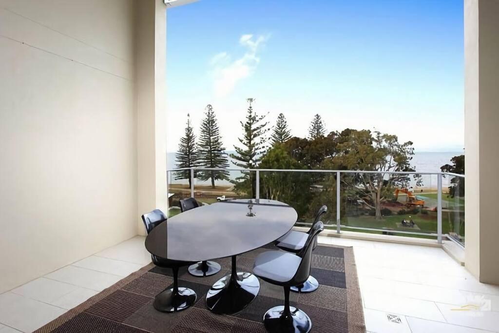 Landsborough Avenue