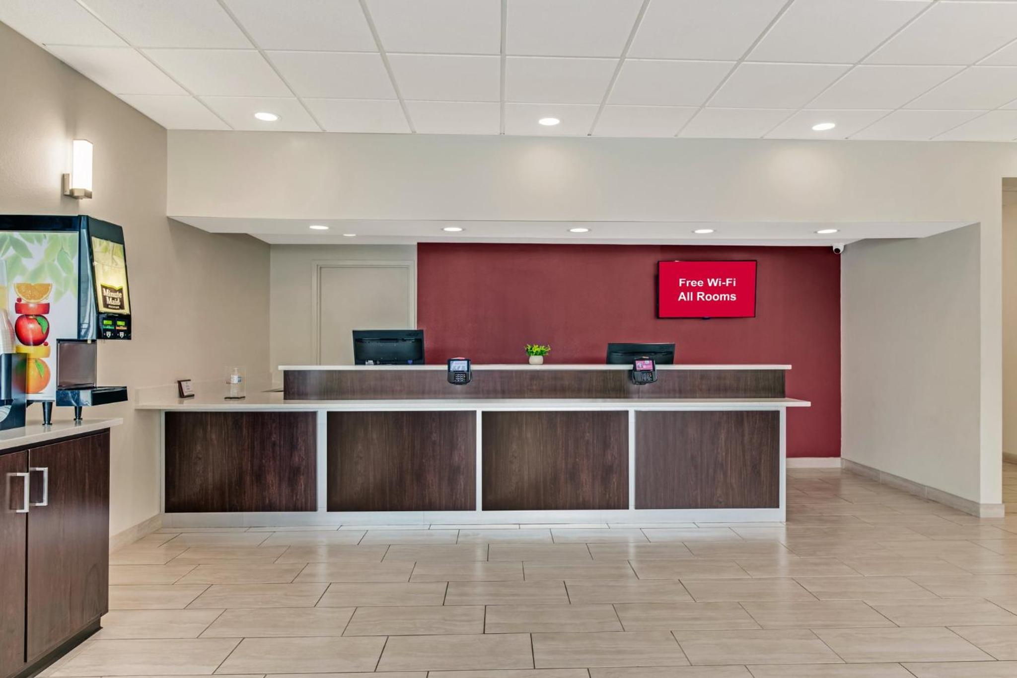 Red Roof Inn & Suites Wilkesboro