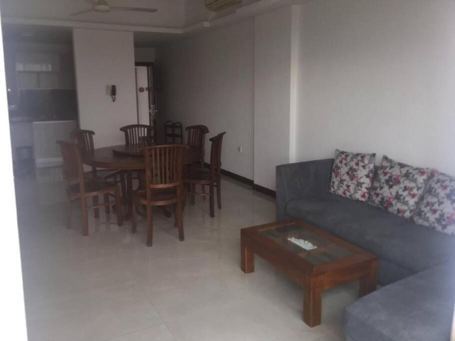 2BR Apartment Alfred House Garden view 5