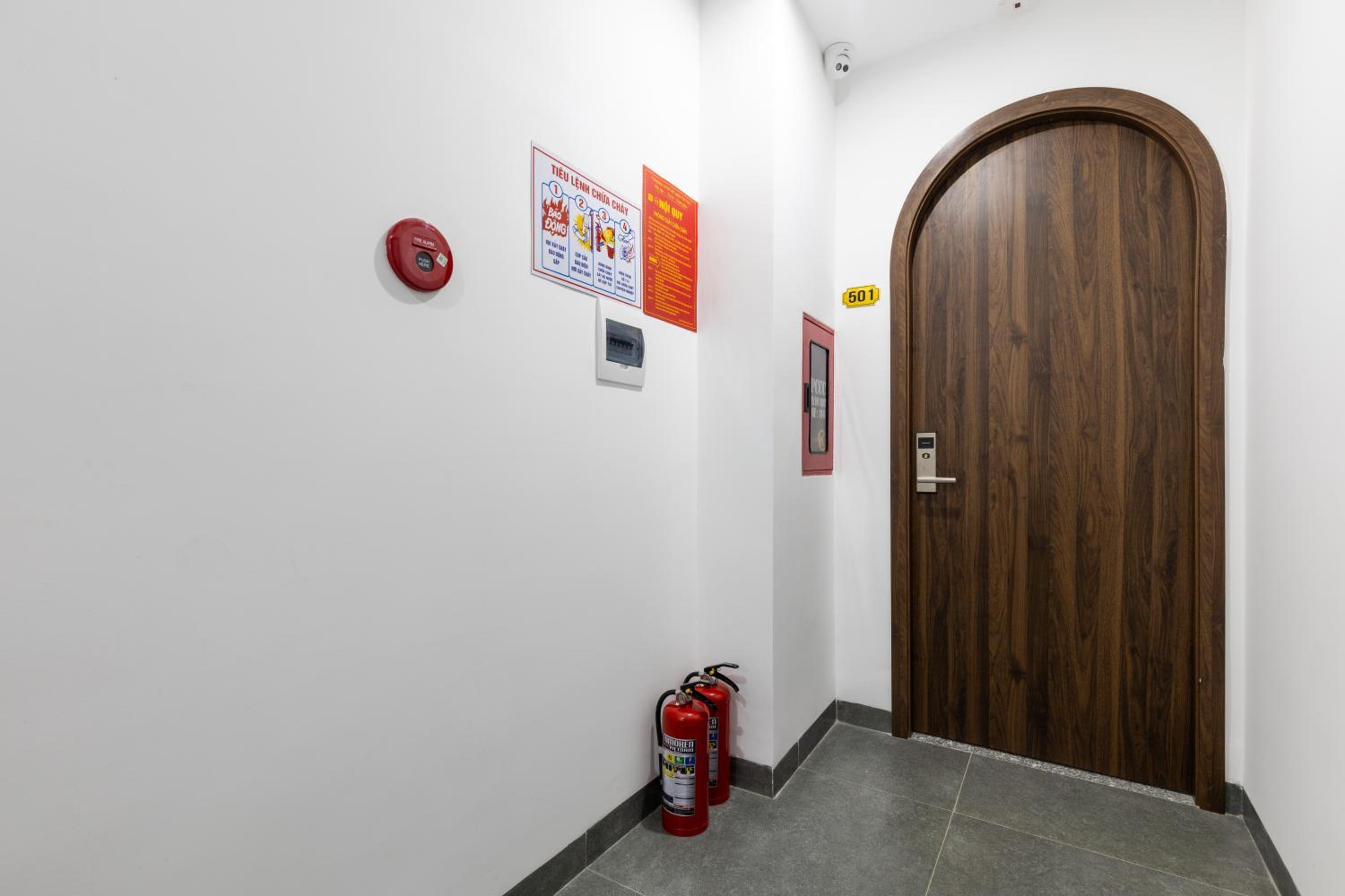 Saluton Apartment