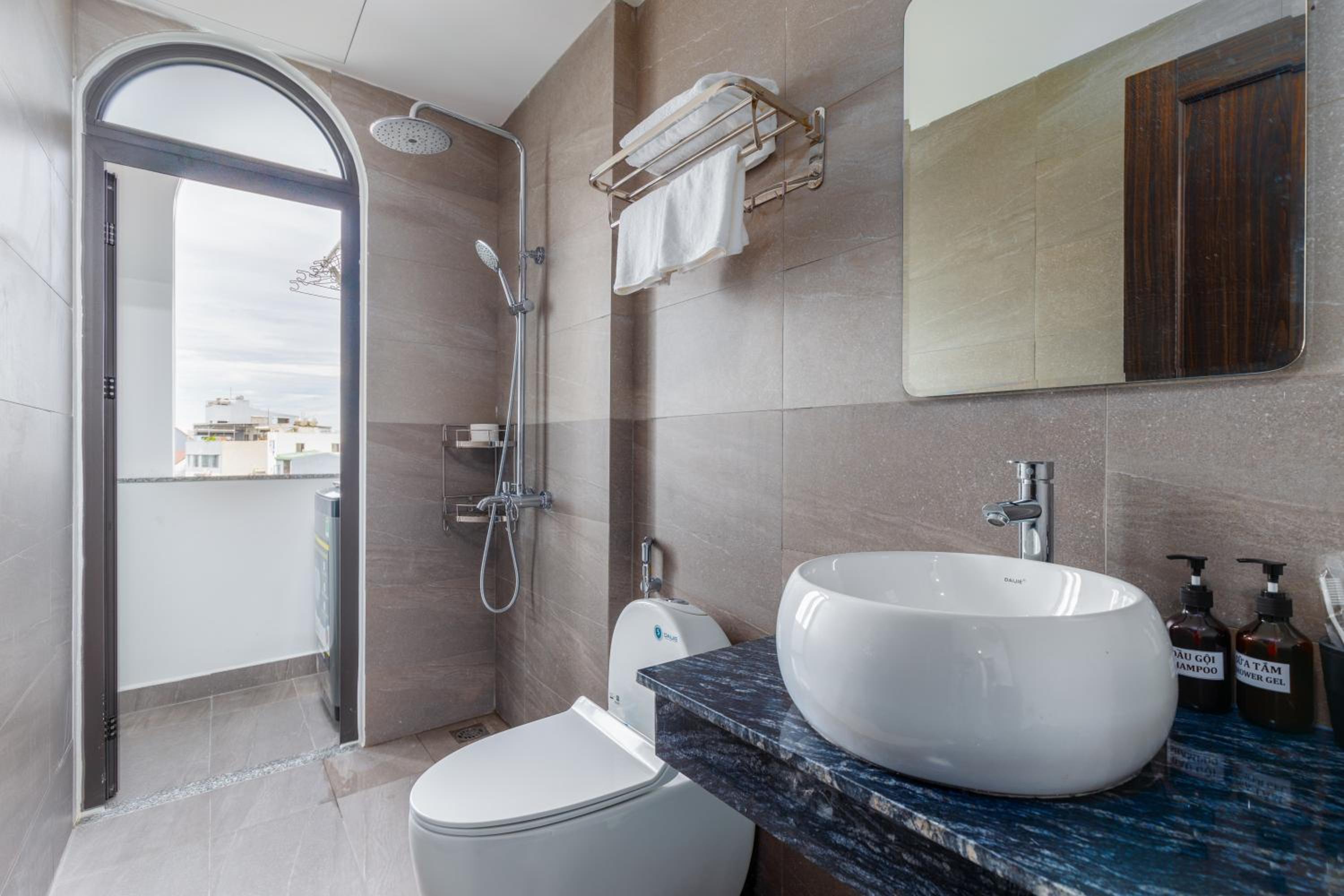 Saluton Apartment
