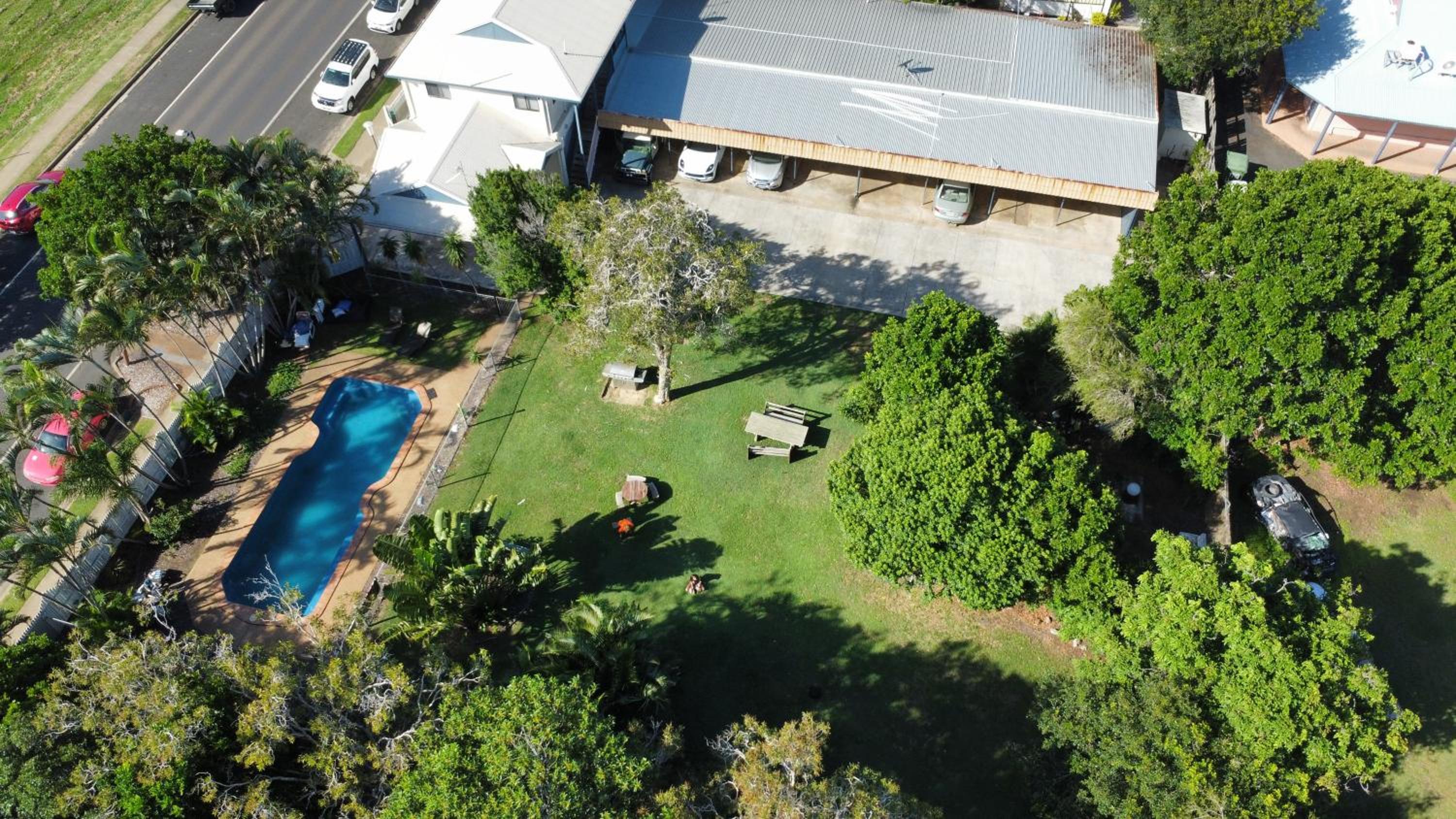 Bargara Beach Motor Inn budget accommodation pet friendly on application - Property Image 45