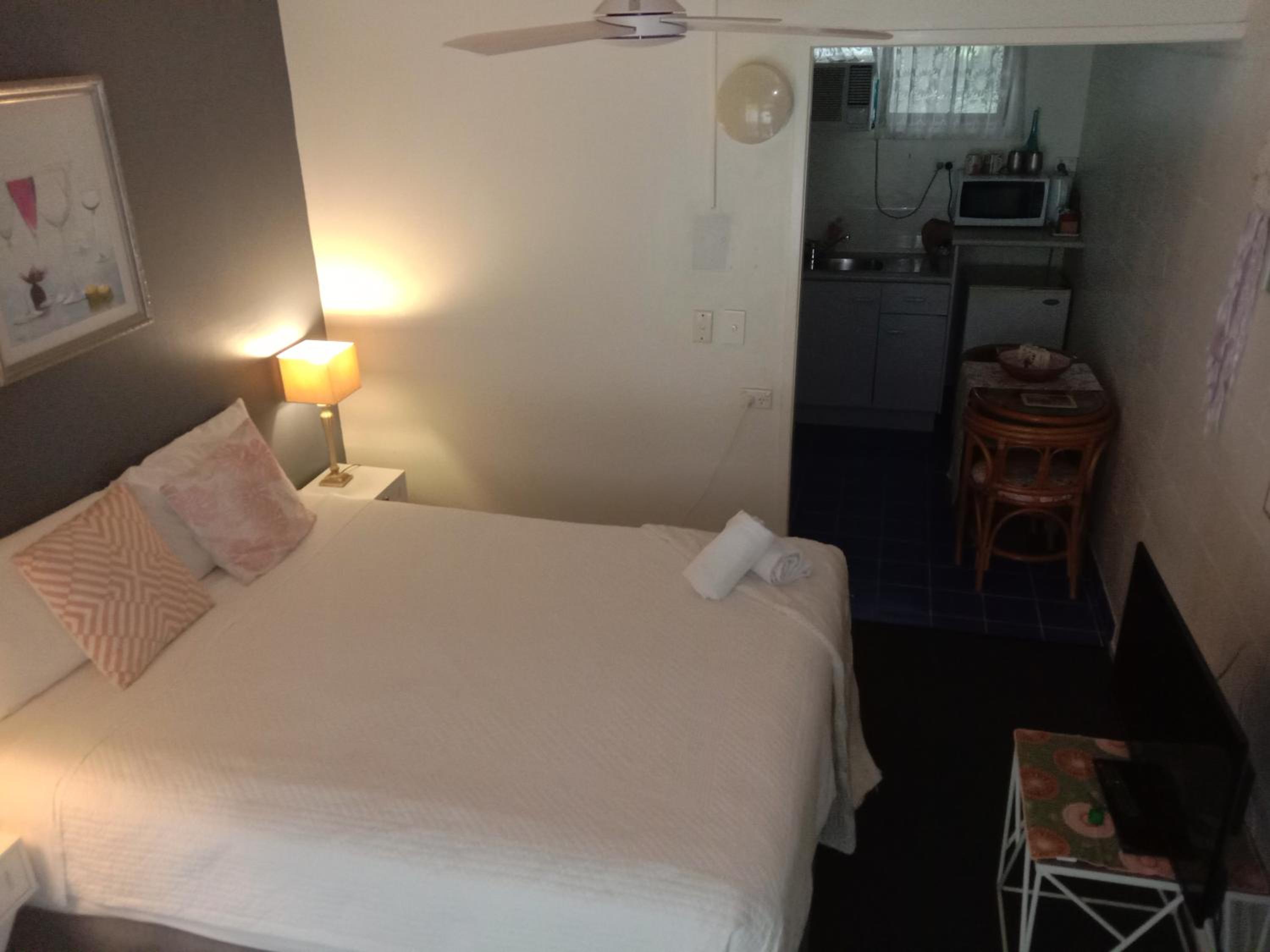 Bargara Beach Motor Inn budget accommodation pet friendly on application - Property Image 33