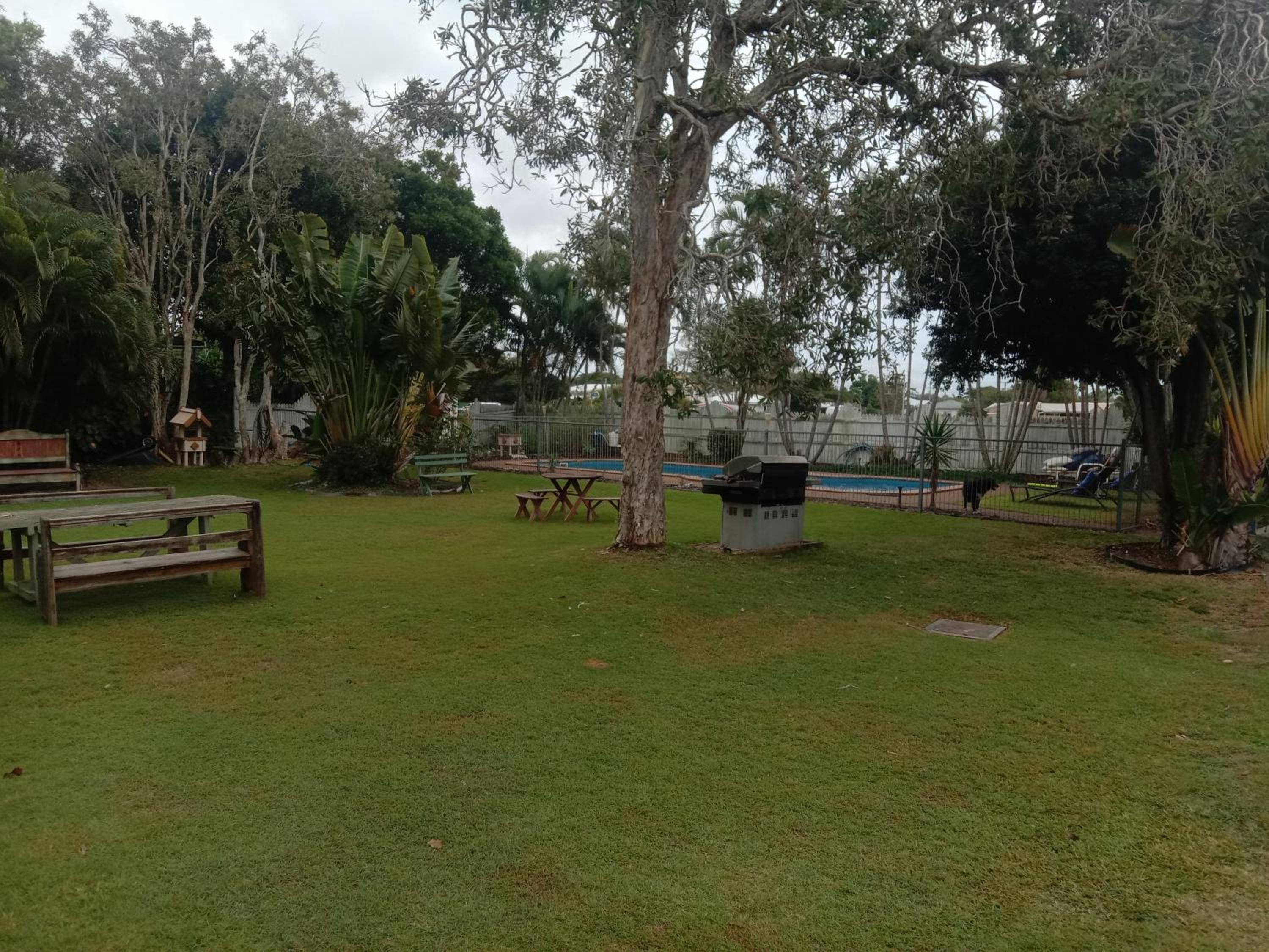 Bargara Beach Motor Inn budget accommodation pet friendly on application - Property Image 22
