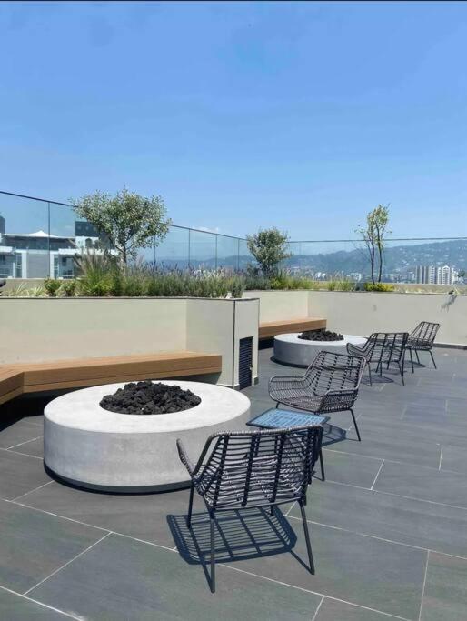 Amplio y Lujoso apartamento con AIRE AC