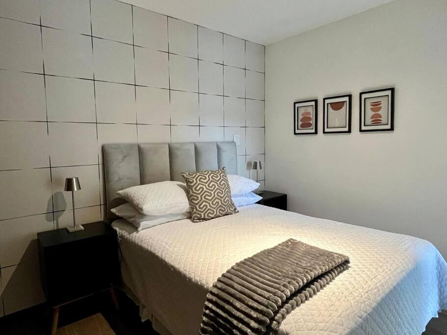 Amplio y Lujoso apartamento con AIRE AC