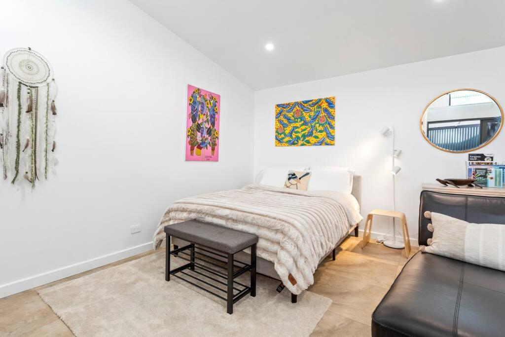 EcoBee Studio in Garden Serenity