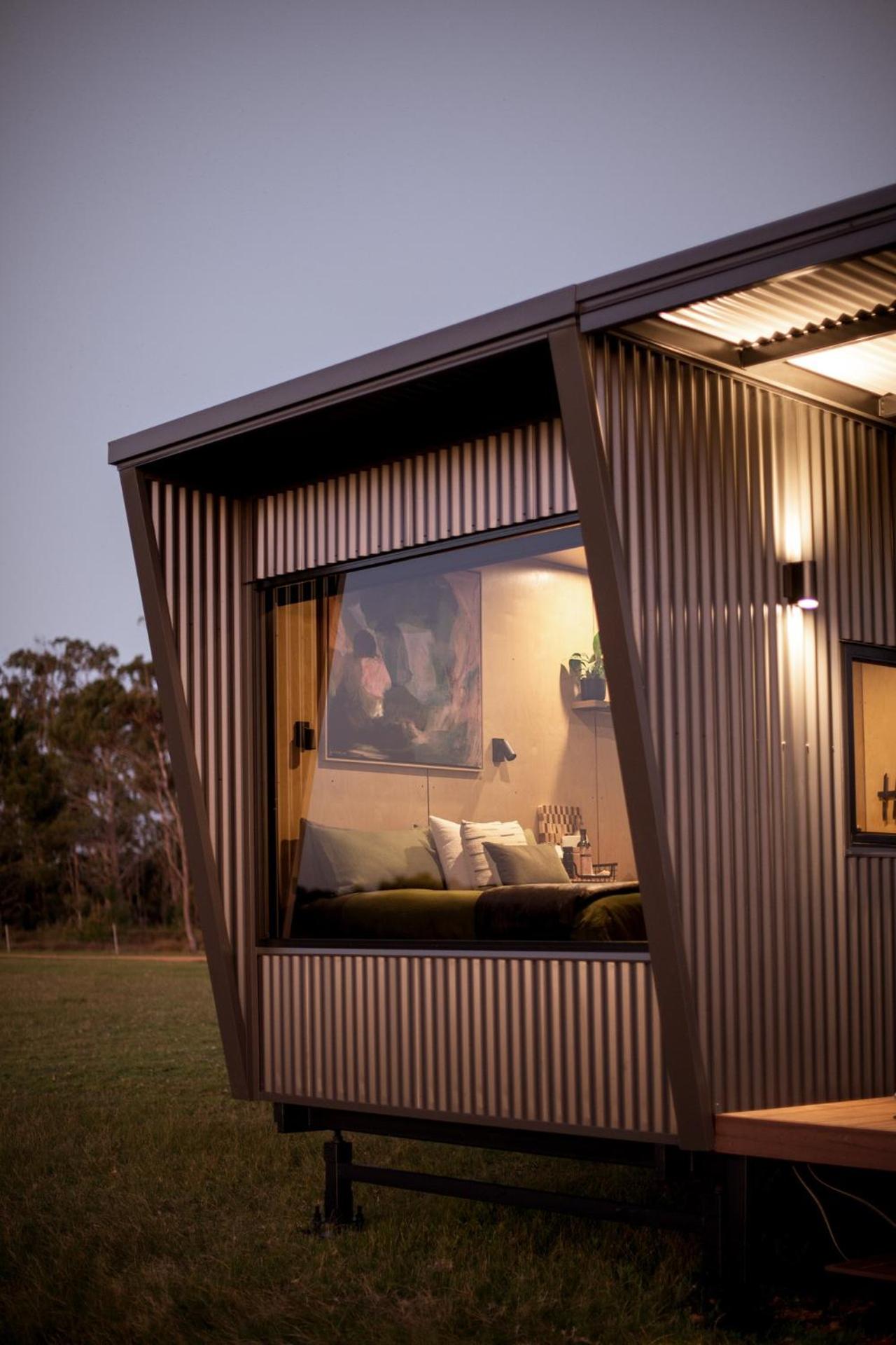 Michael the Tiny Cabin in Esperance