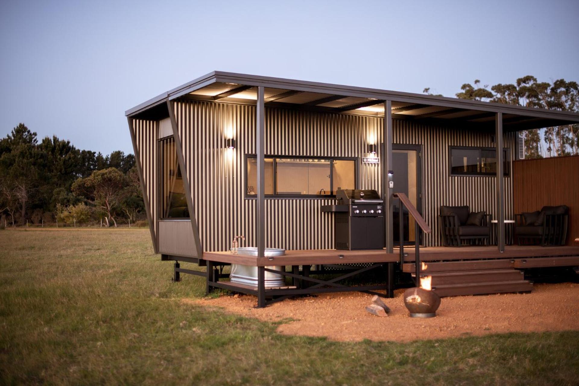 Michael the Tiny Cabin in Esperance