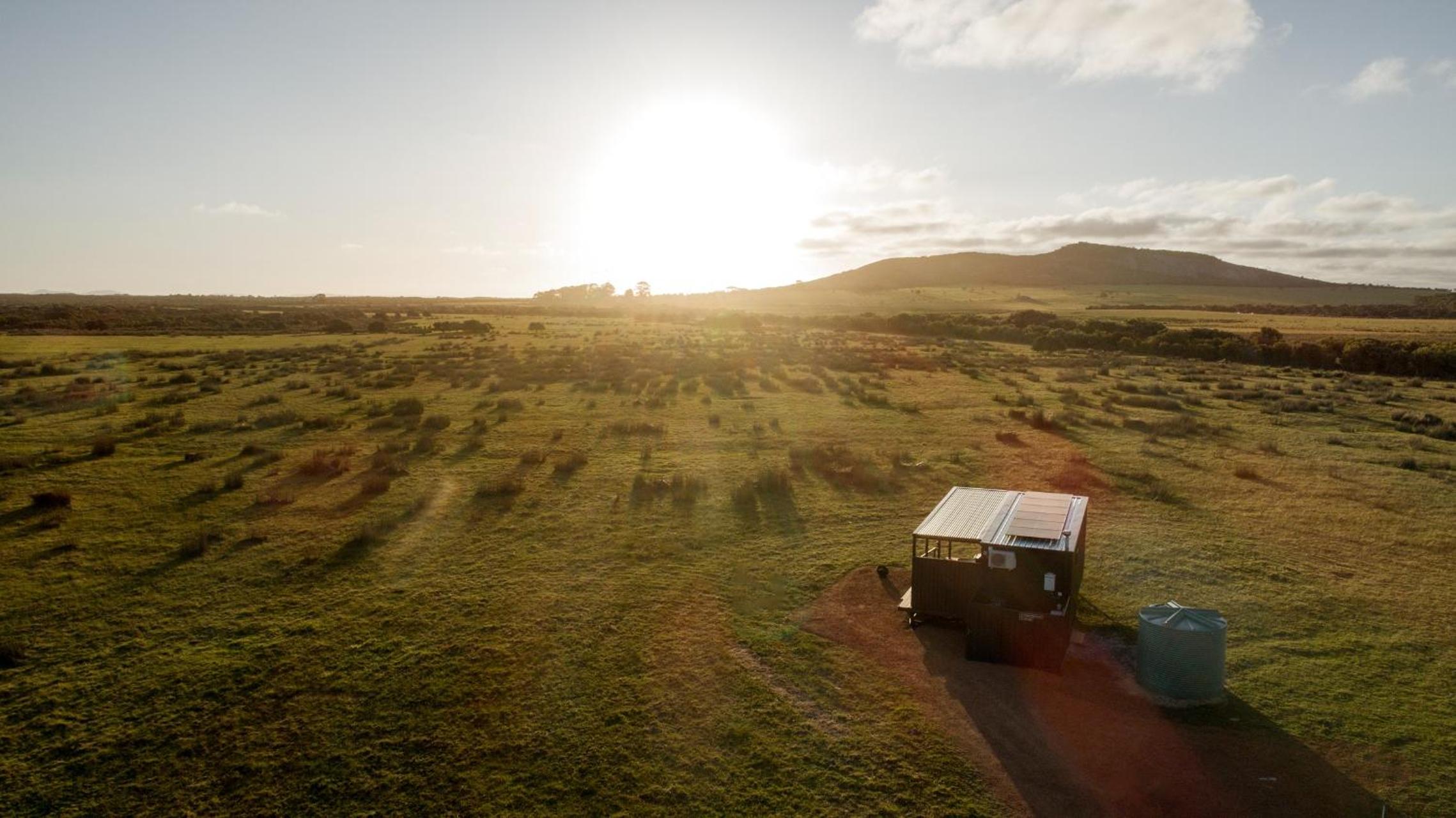 Michael the Tiny Cabin in Esperance
