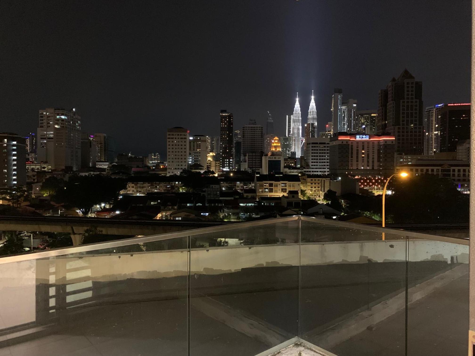 KLCC view luxury suites & KLCC view sky pool at Regalia Residence