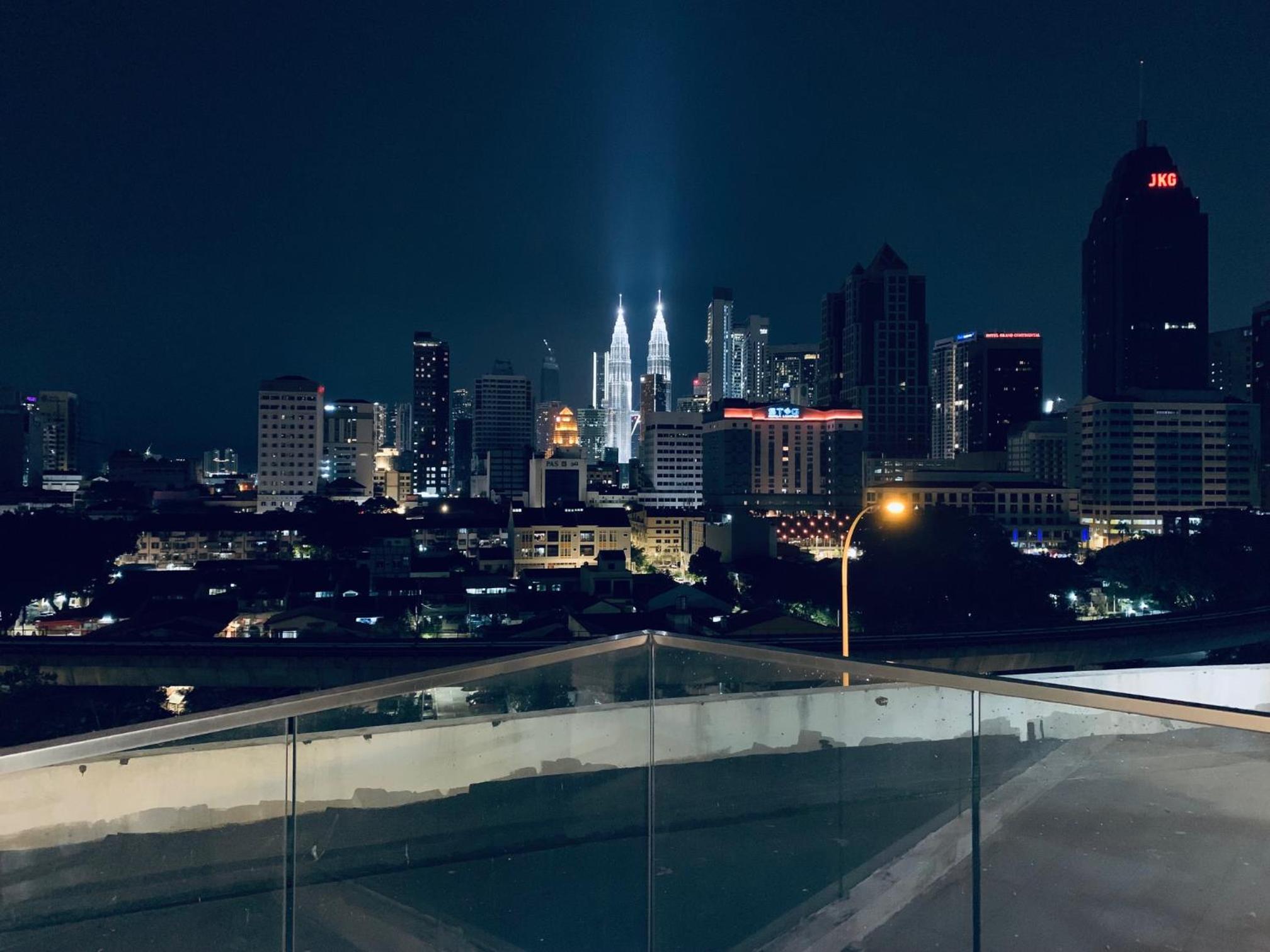 KLCC view luxury suites & KLCC view sky pool at Regalia Residence