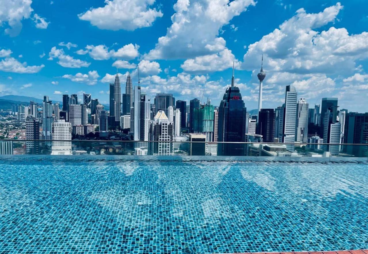 KLCC view luxury suites & KLCC view sky pool at Regalia Residence