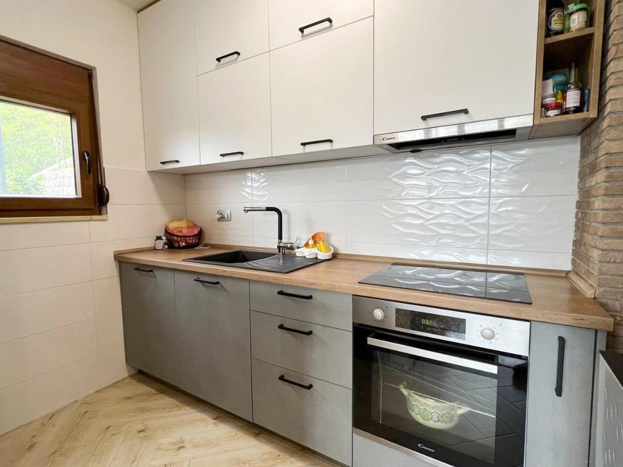 Hill apartment VUK 2 view 3