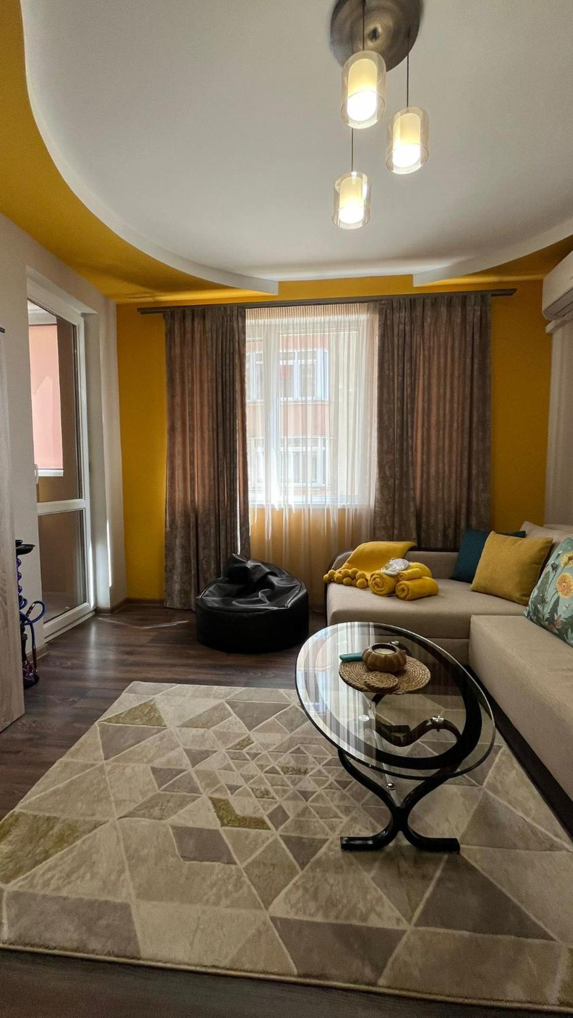 John Apartment 2