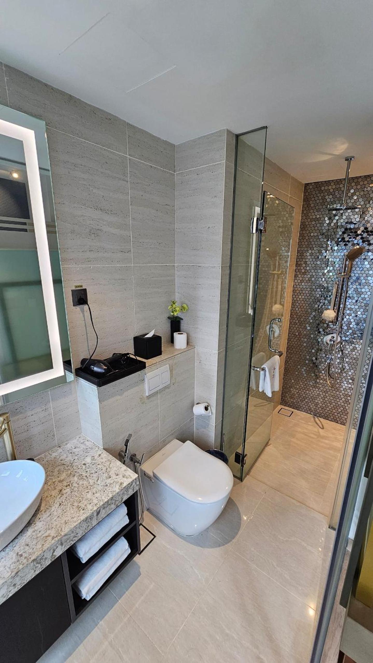 Star Residence Pool View 2br Unit Floor 8