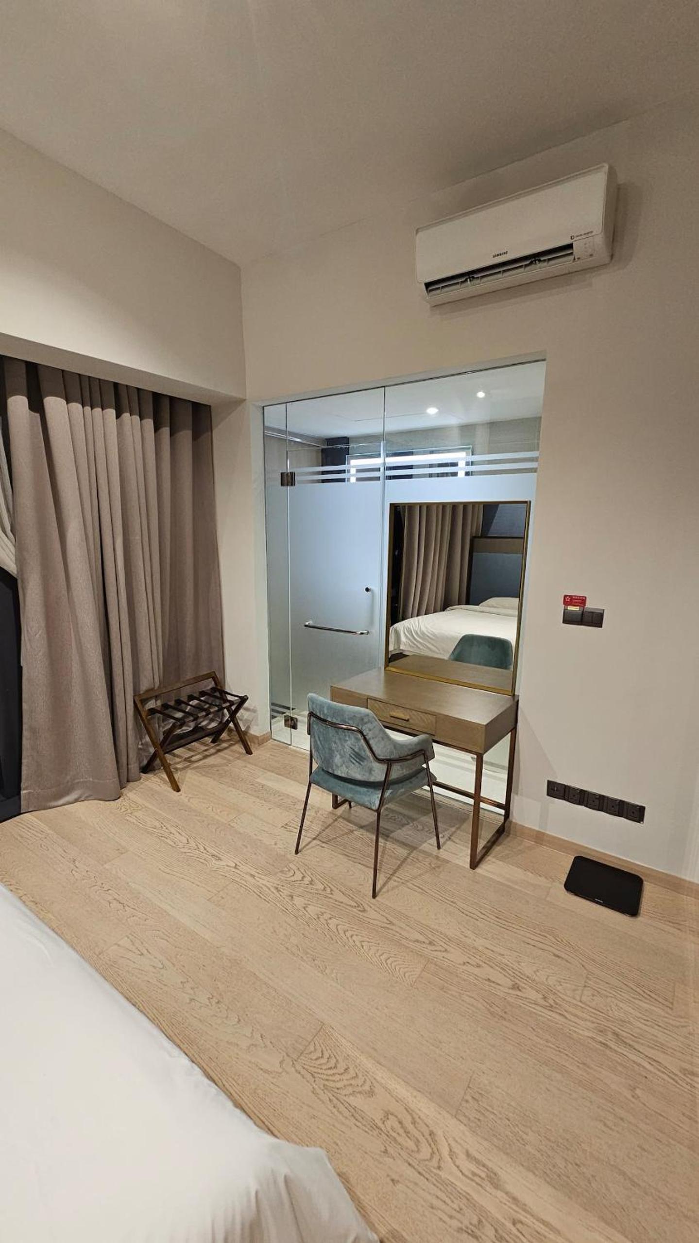 Star Residence Pool View 2br Unit Floor 8
