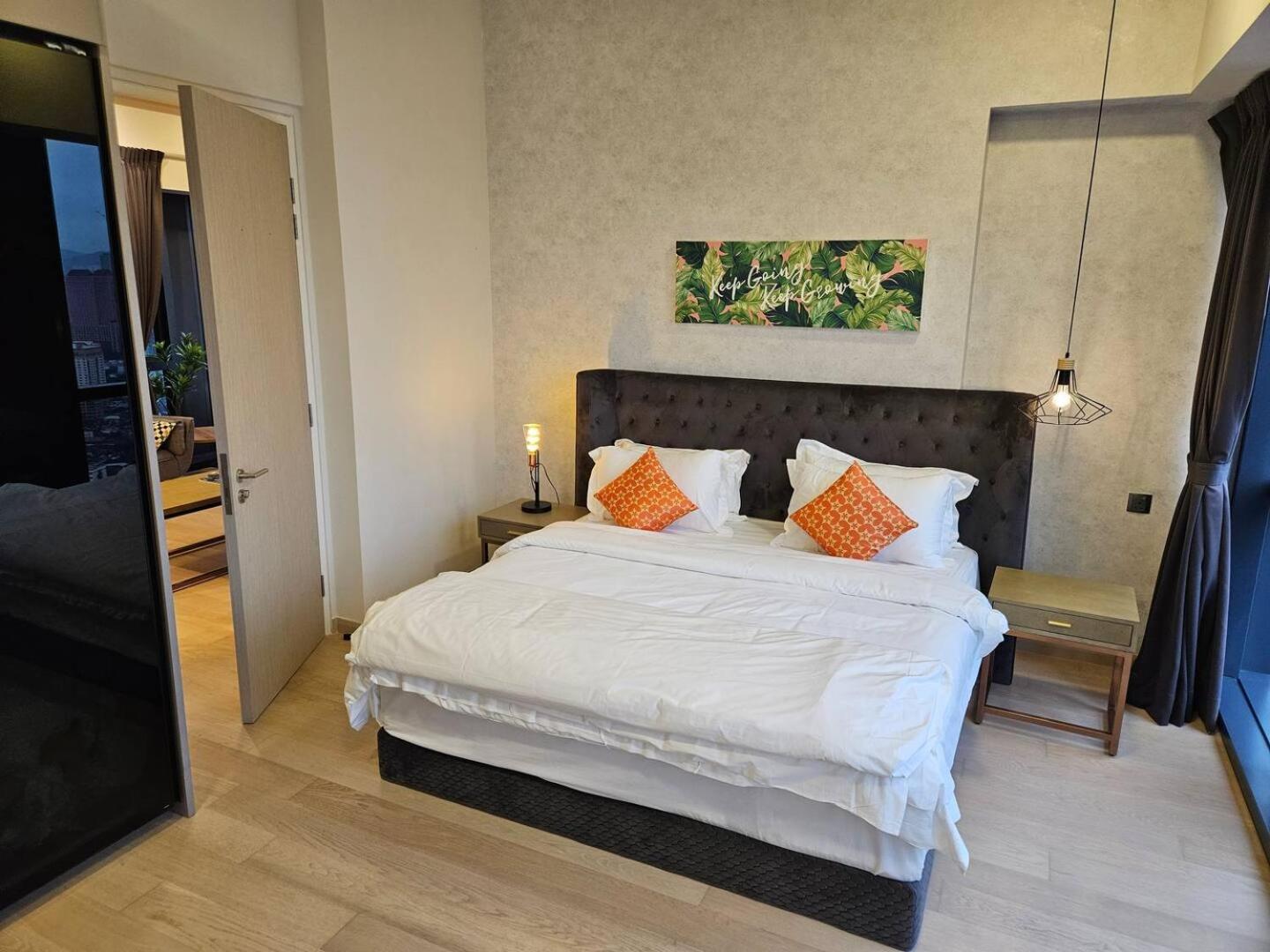 Star Residence 2br Unit Floor 46