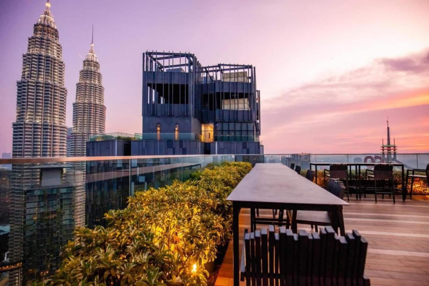 Star Residence 2br Unit Floor 46