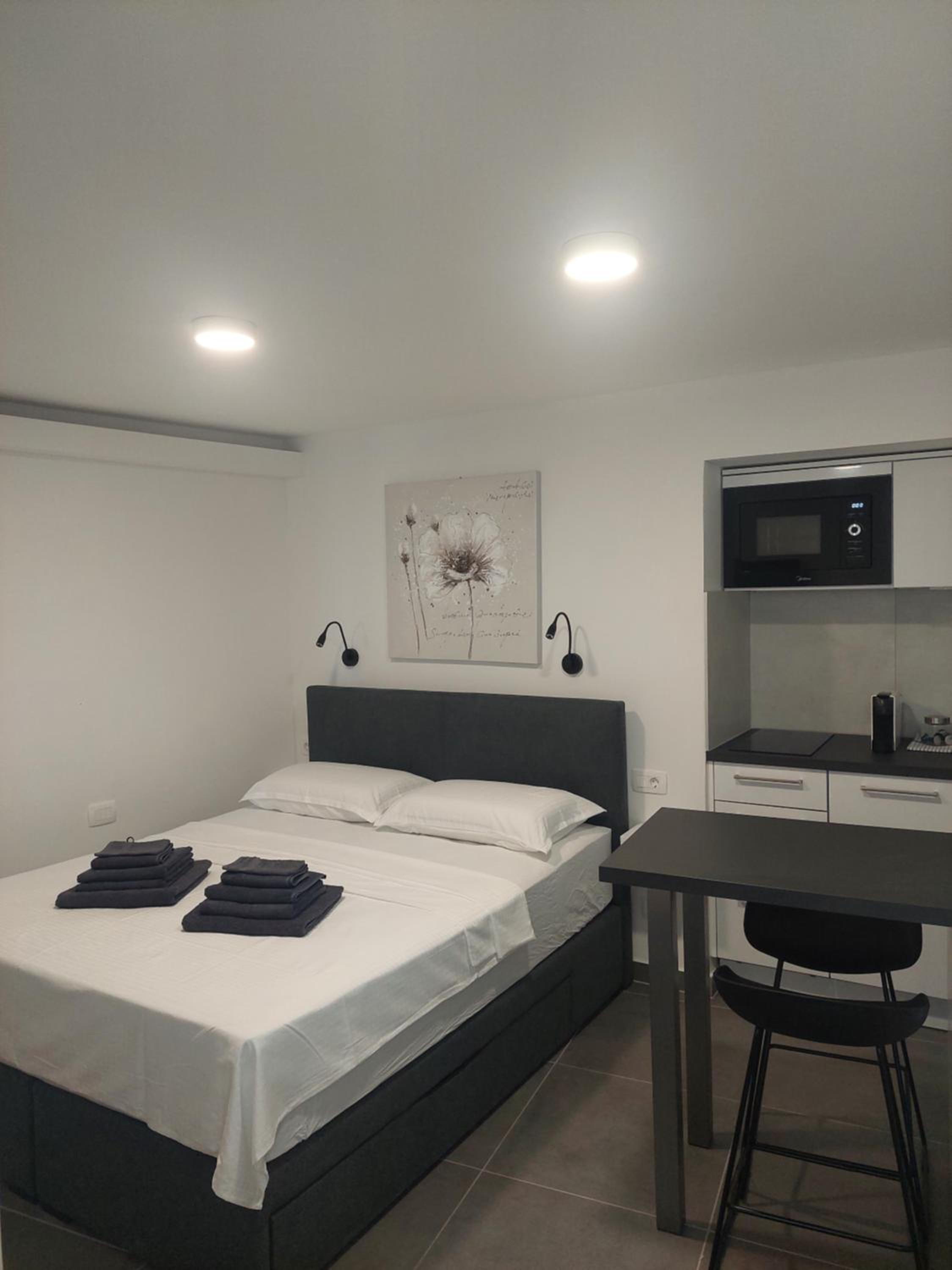 Apartments R&B view 5