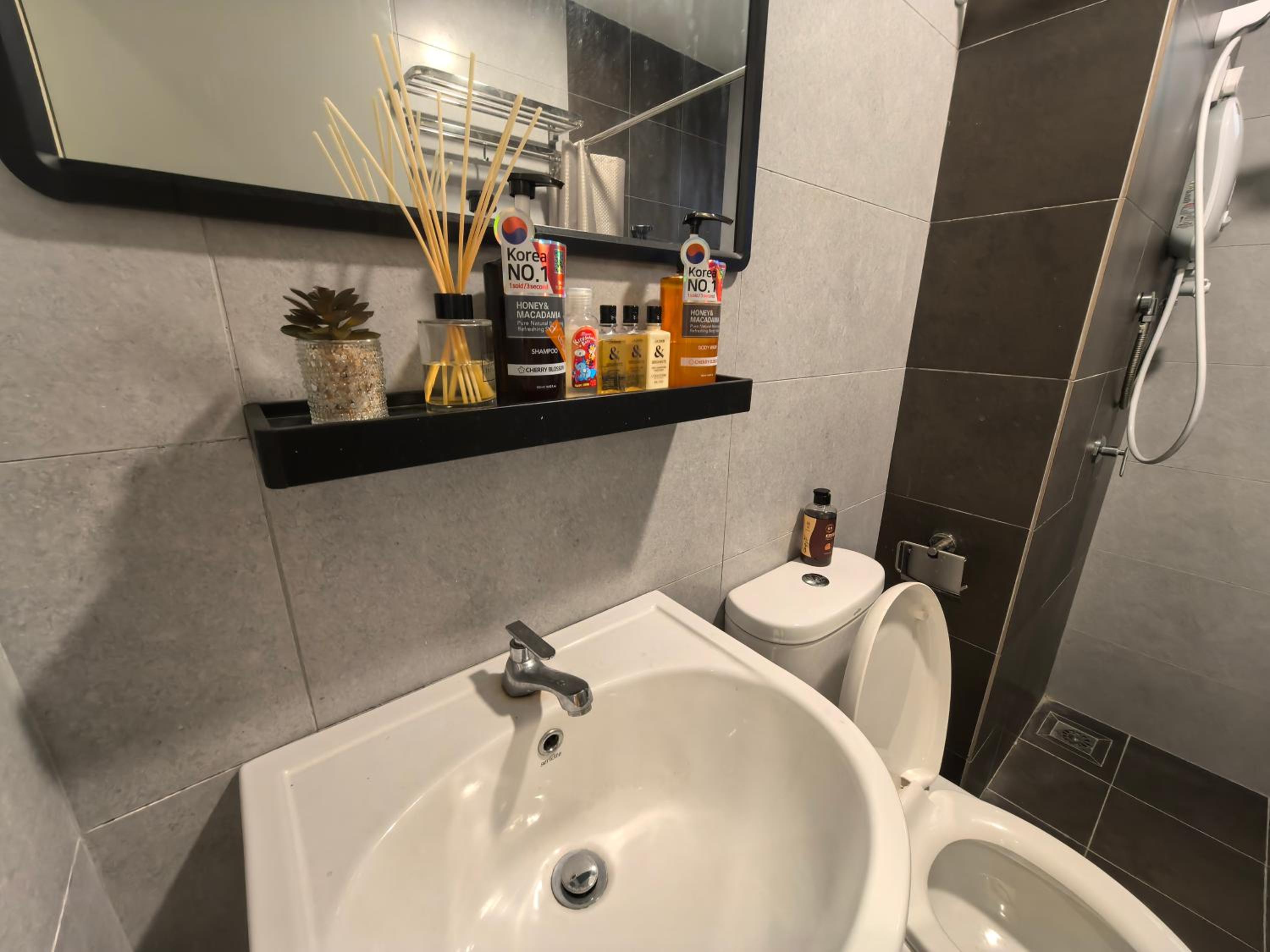 Sky Suite Meritus Residence in Perai photo 6
